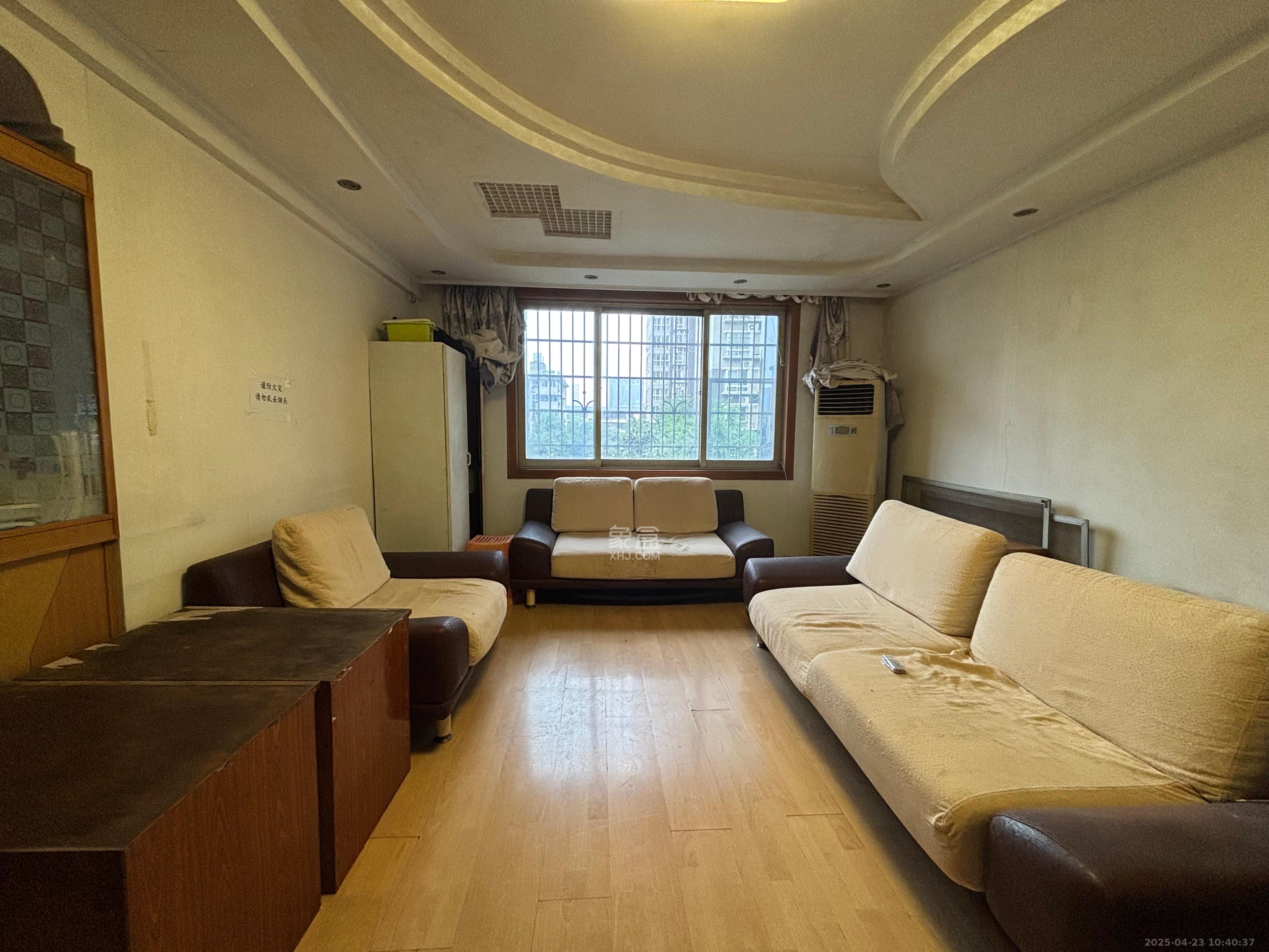 赤岗苑 3室1厅1卫 1800.0元/月 赤岗苑 3室1厅1卫 1800.0元/月室内图