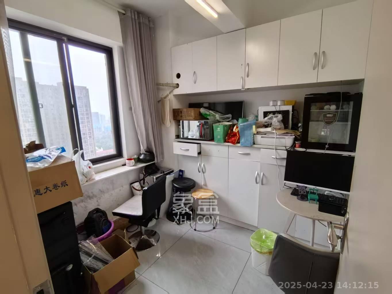 阳光锦城 1室1厅1卫 1700.0元/月 阳光锦城 1室1厅1卫 1700.0元/月室内图