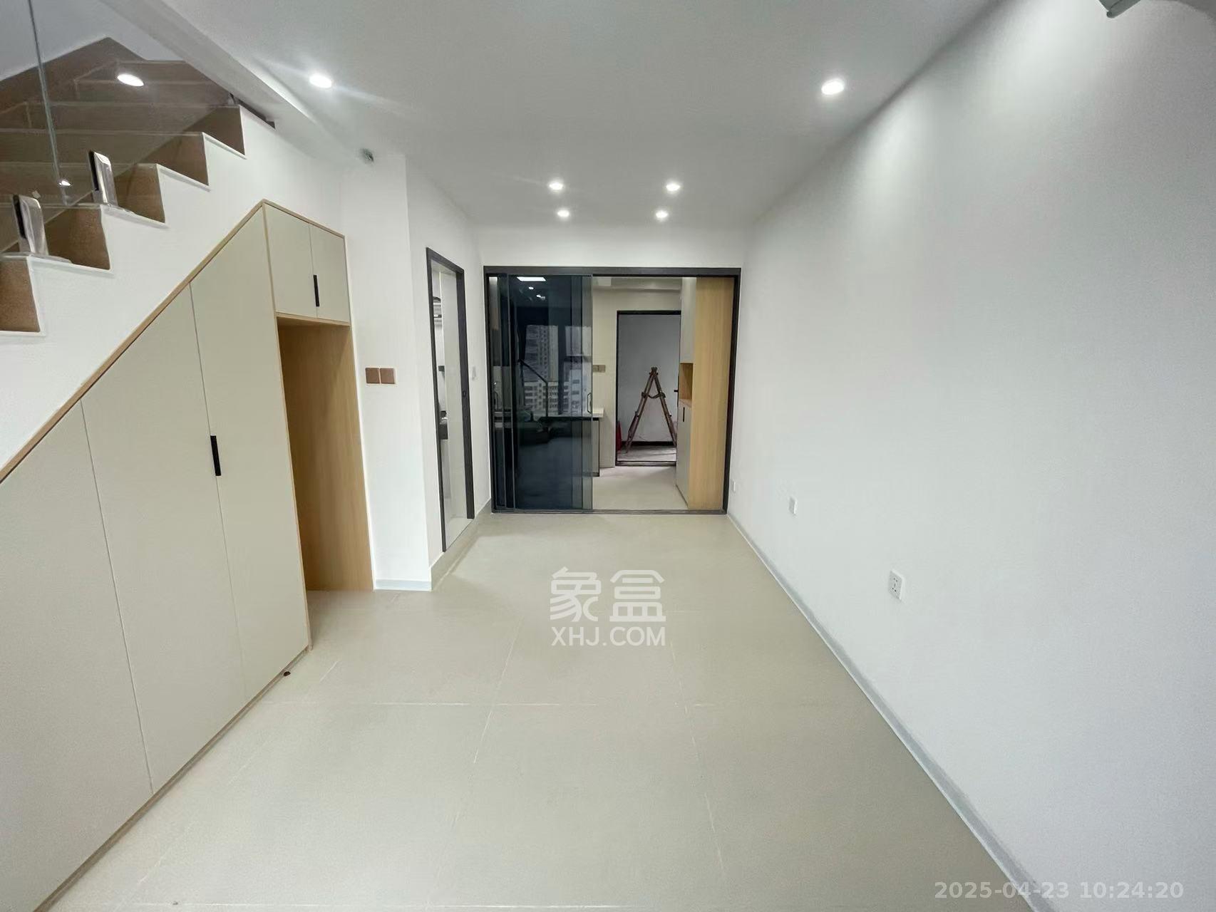 君悦新天地 2室1厅2卫 2500.0元/月 君悦新天地 2室1厅2卫 2500.0元/月室内图