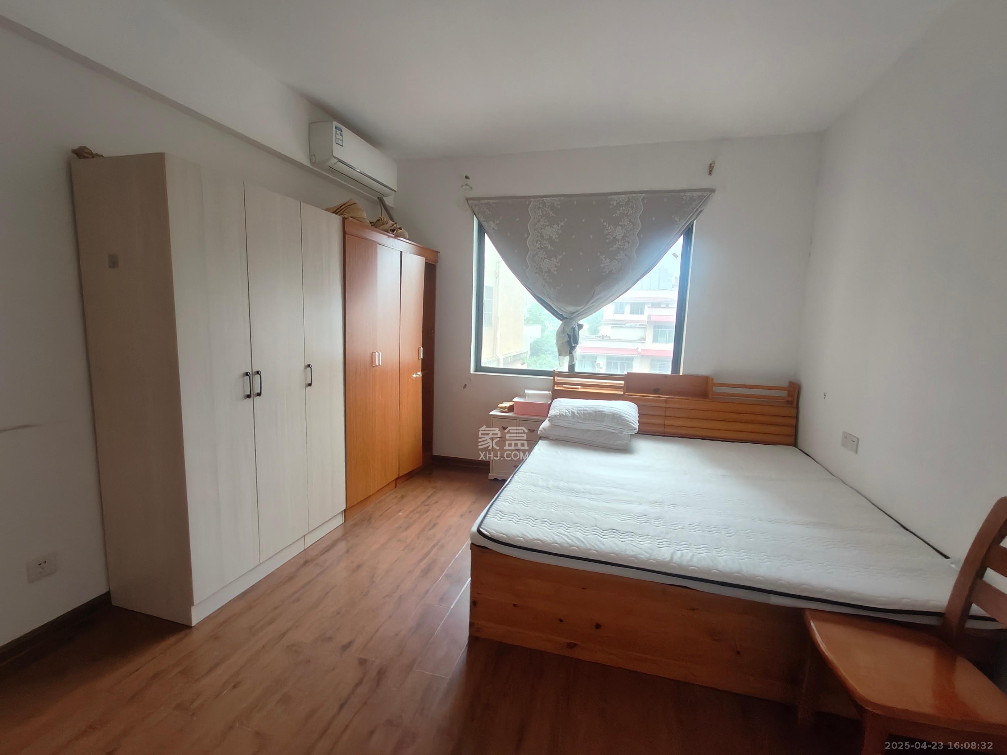 新雅黄金苑 3室2厅1卫 1800.0元/月 新雅黄金苑 3室2厅1卫 1800.0元/月室内图