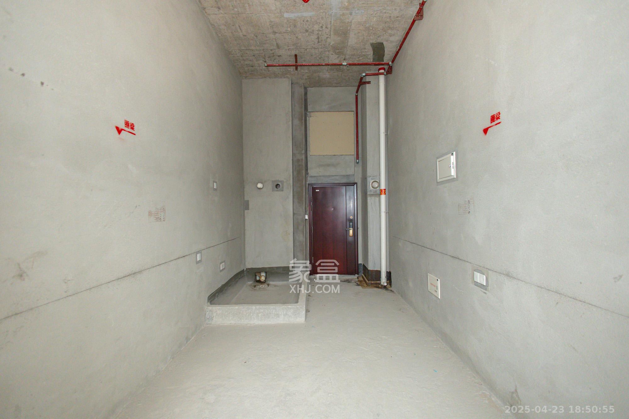 新长海漓湘悦 2室1厅1卫 22.0万 新长海漓湘悦 2室1厅1卫 22.0万客厅