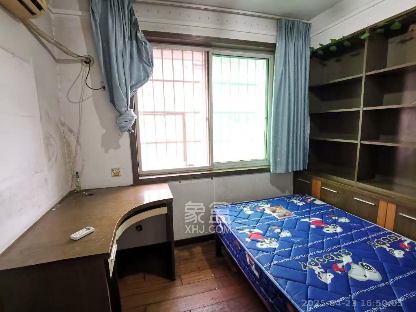 恩瑞麓山名园(龙王港小区) 3室2厅1卫 2100.0元/月 恩瑞麓山名园(龙王港小区) 3室2厅1卫 2100.0元/月室内图