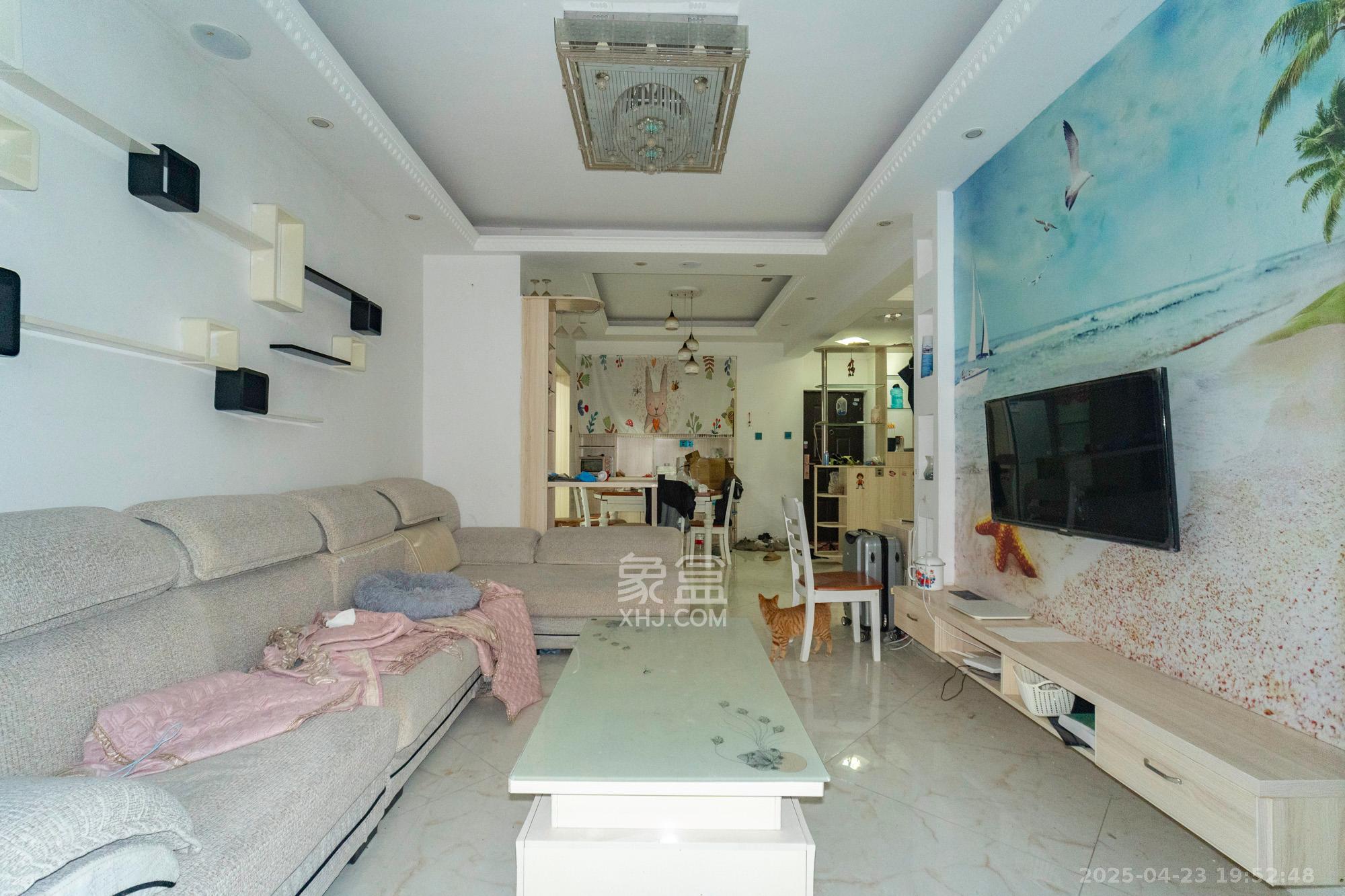 松雅轩(埃克斯社区) 2室2厅1卫 75.0万 松雅轩(埃克斯社区) 2室2厅1卫 75.0万客厅