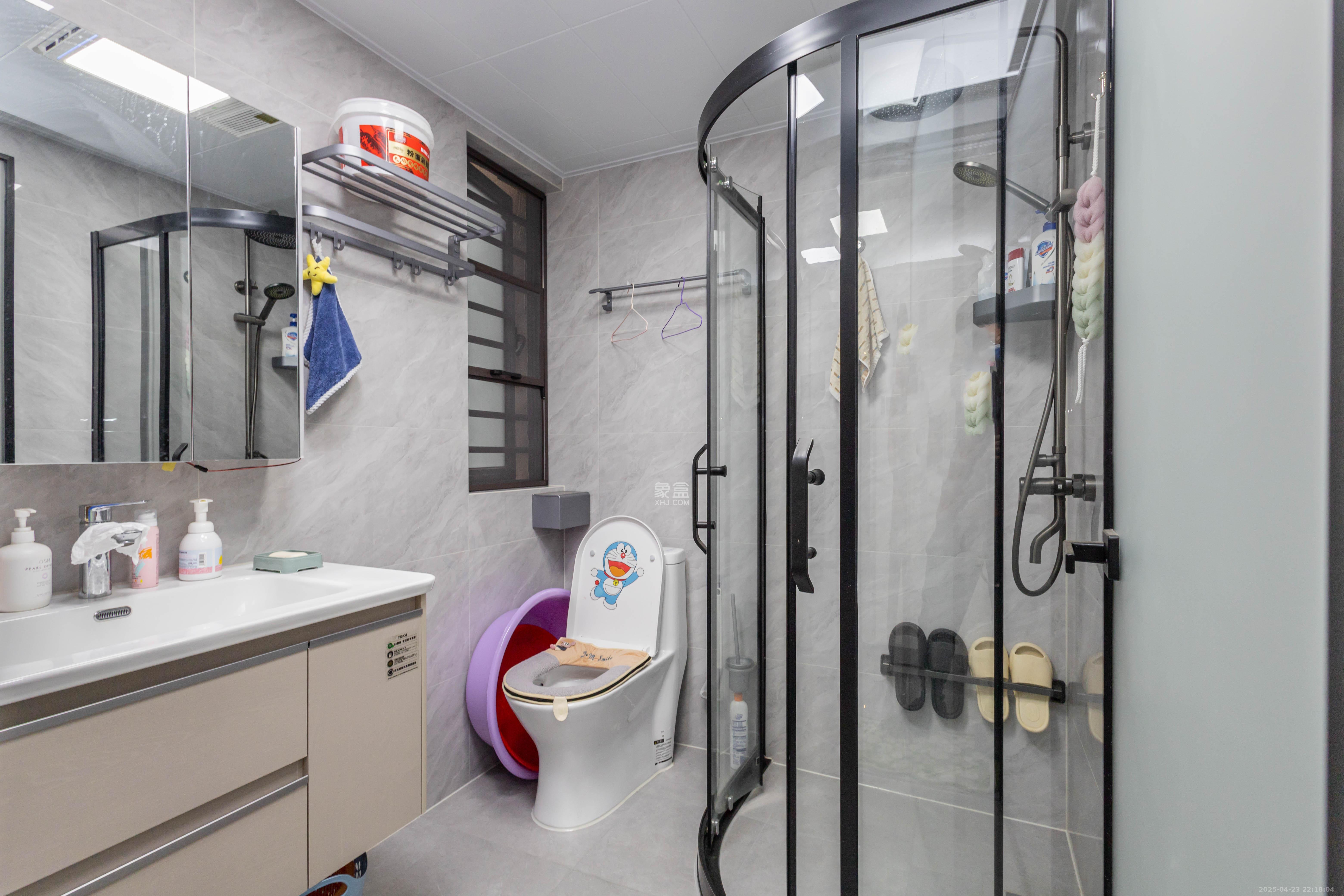 新城恒伟汇隽风华 3室1厅2卫 88.0万 新城恒伟汇隽风华 3室1厅2卫 88.0万卫生间