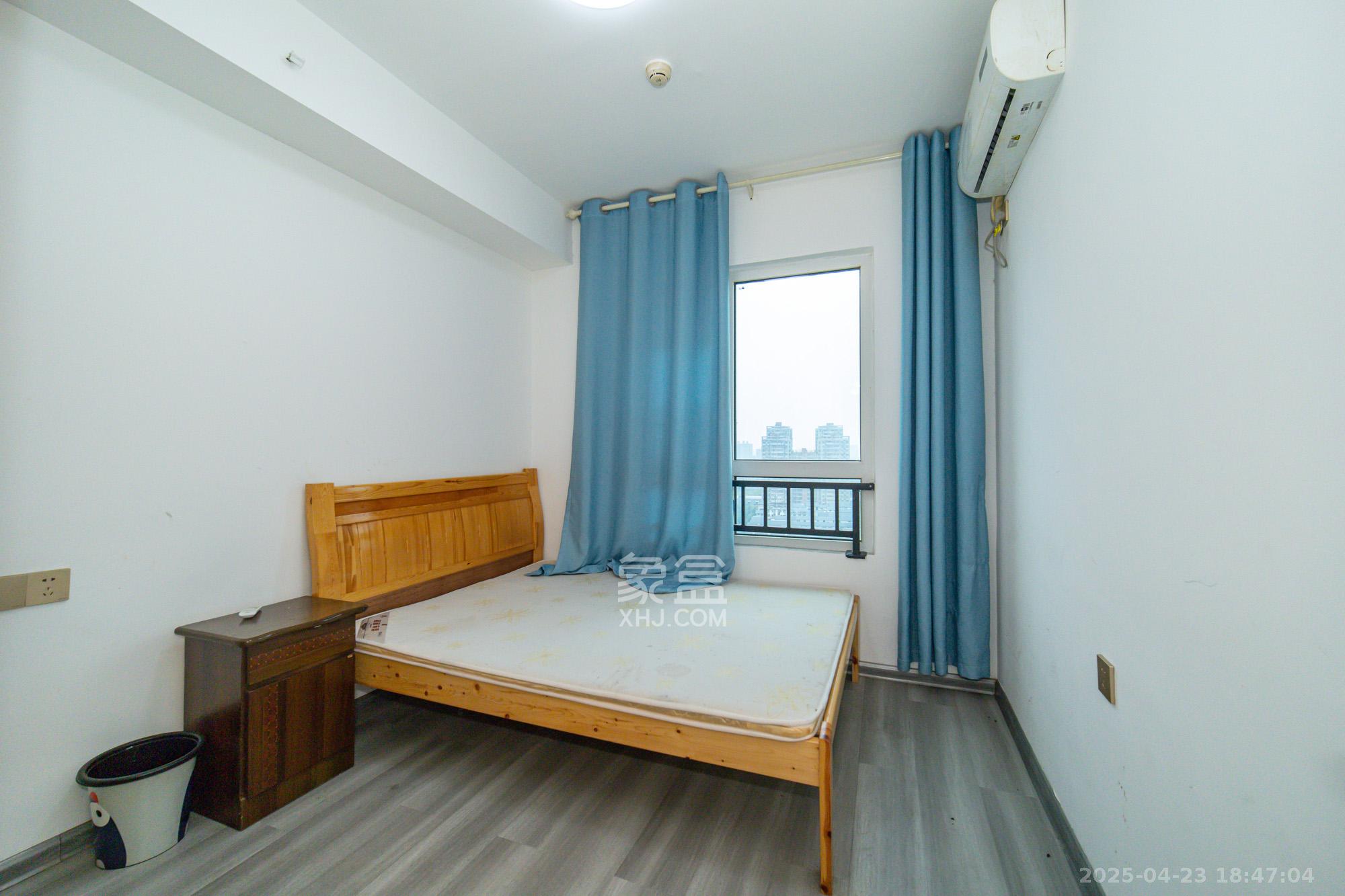 金科时代中心 4室2厅2卫 110.0万 金科时代中心 4室2厅2卫 110.0万卧室