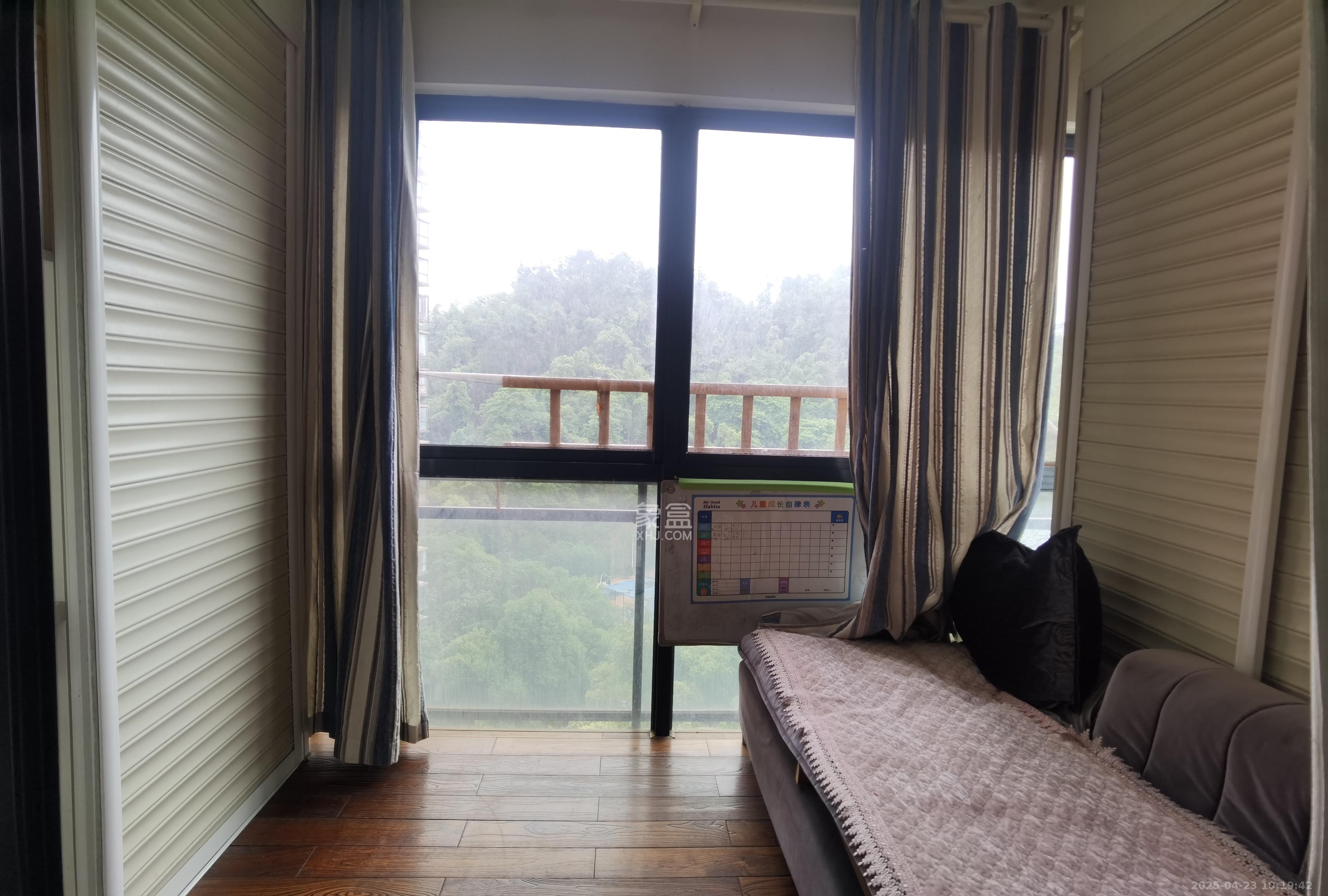 珠江东方明珠(新地东方明珠)一二期  2室2厅1卫    1800.0元/月 珠江东方明珠(新地东方明珠)一二期  2室2厅1卫    1800.0元/月