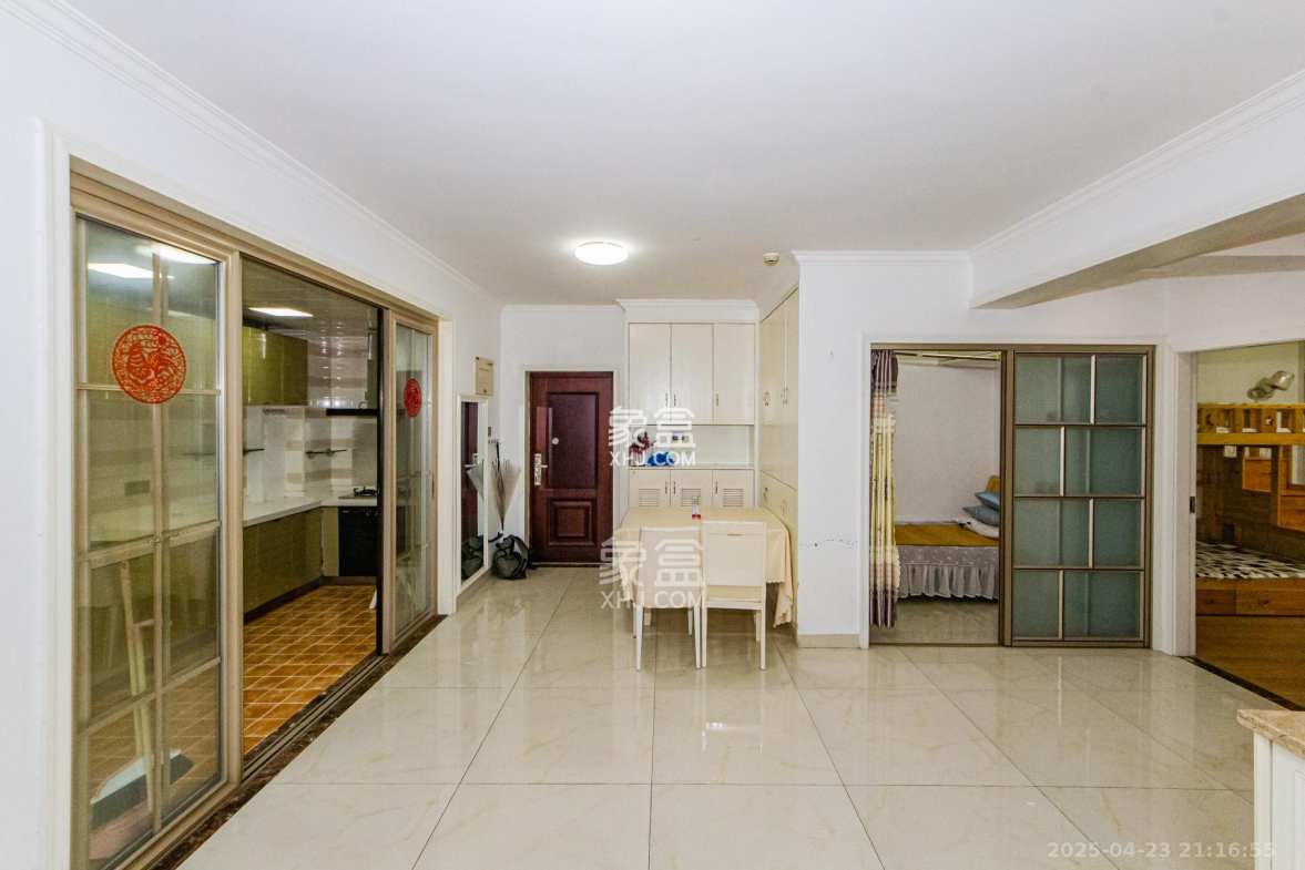 北辰三角洲E5区  2室2厅2卫    120.0万 北辰三角洲E5区  2室2厅2卫    120.0万客厅