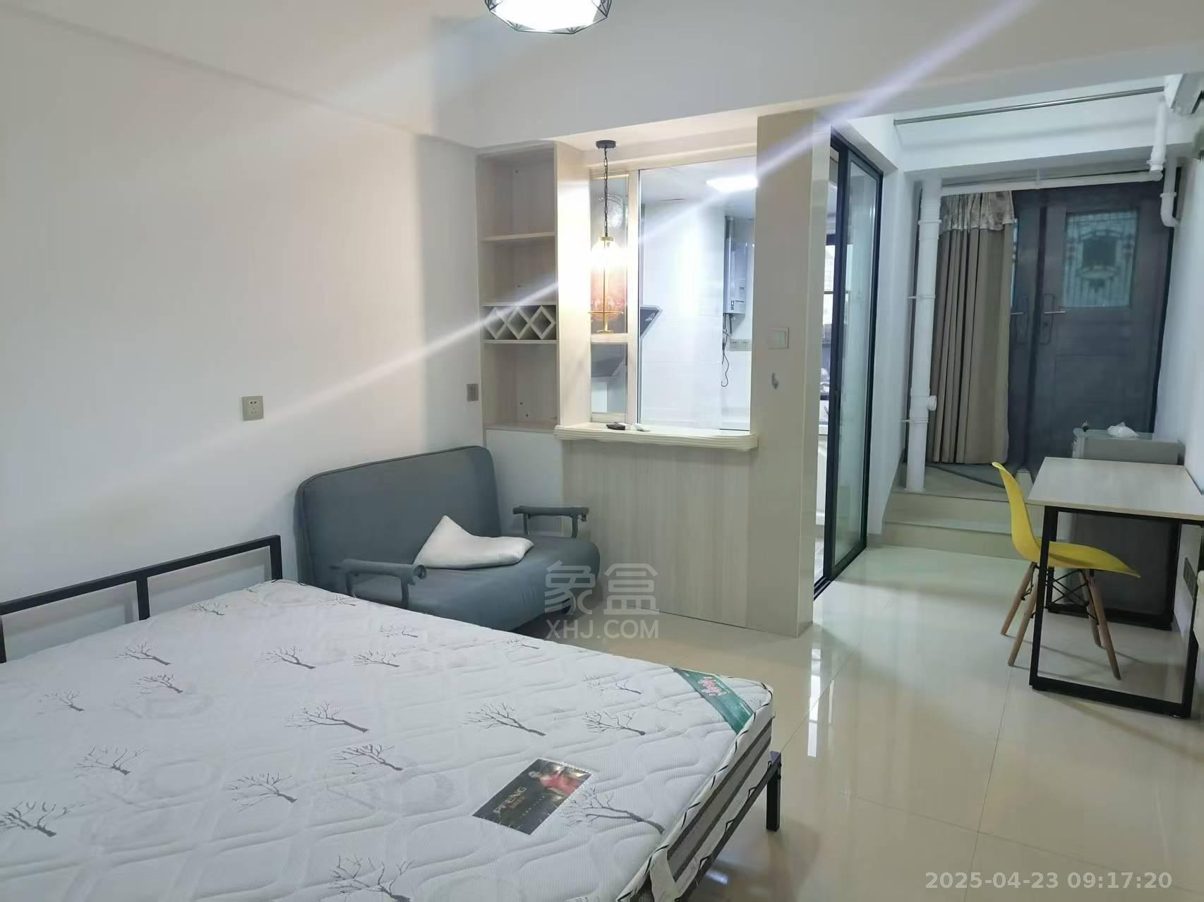 中建御山和苑 1室1厅1卫 1100.0元/月 中建御山和苑 1室1厅1卫 1100.0元/月室内图