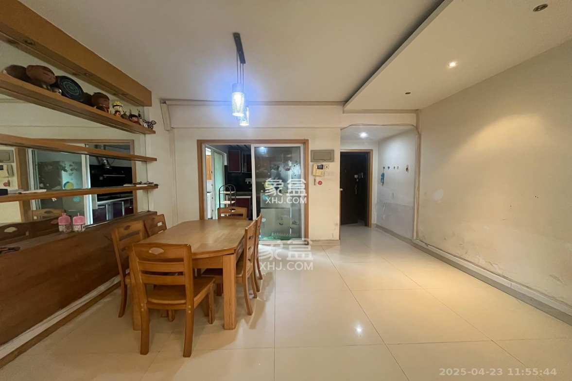 明城公寓 4室2厅2卫 2800.0元/月 明城公寓 4室2厅2卫 2800.0元/月室内图