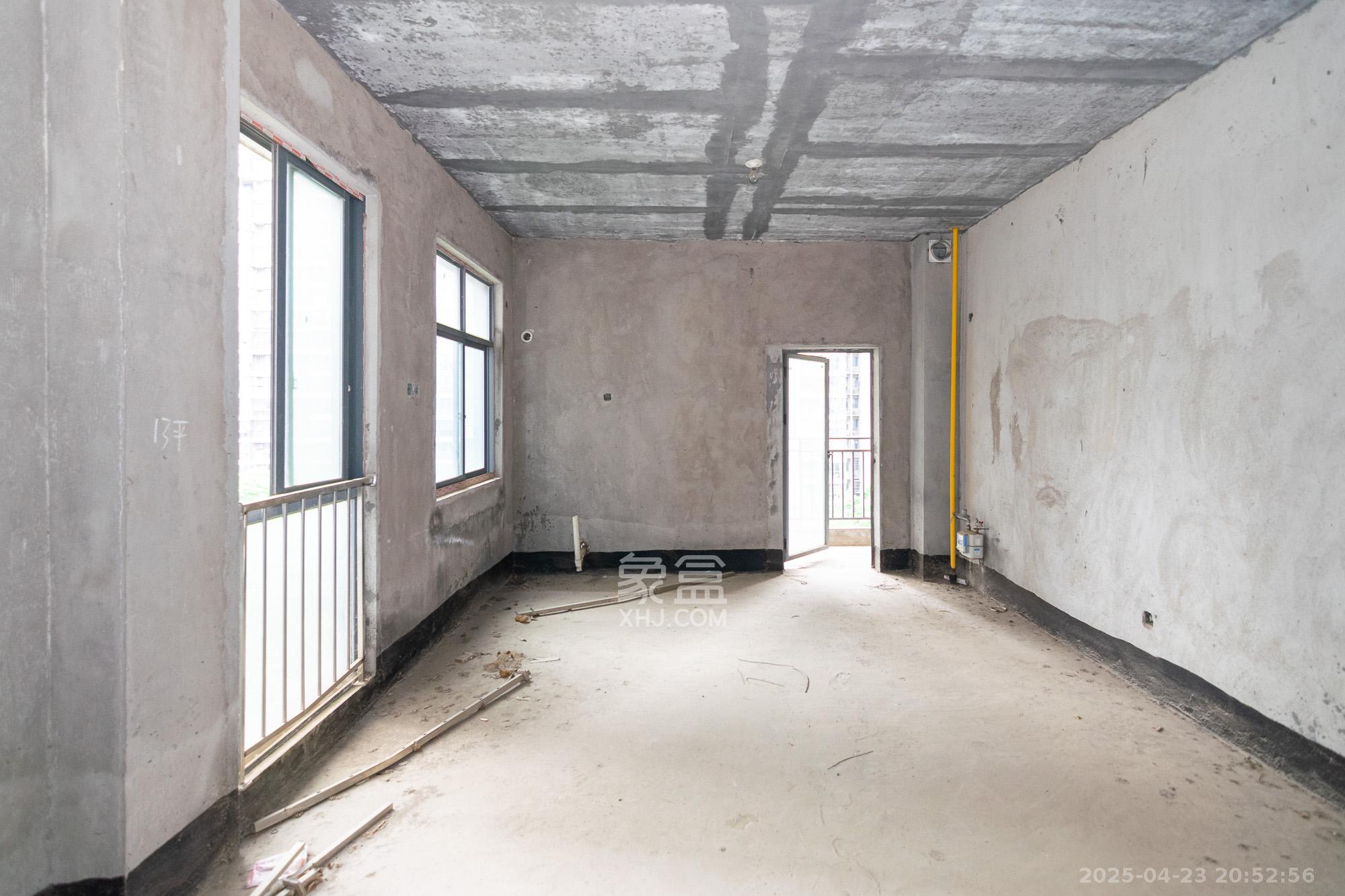 联诚国际城  4室2厅2卫    95.0万厨房