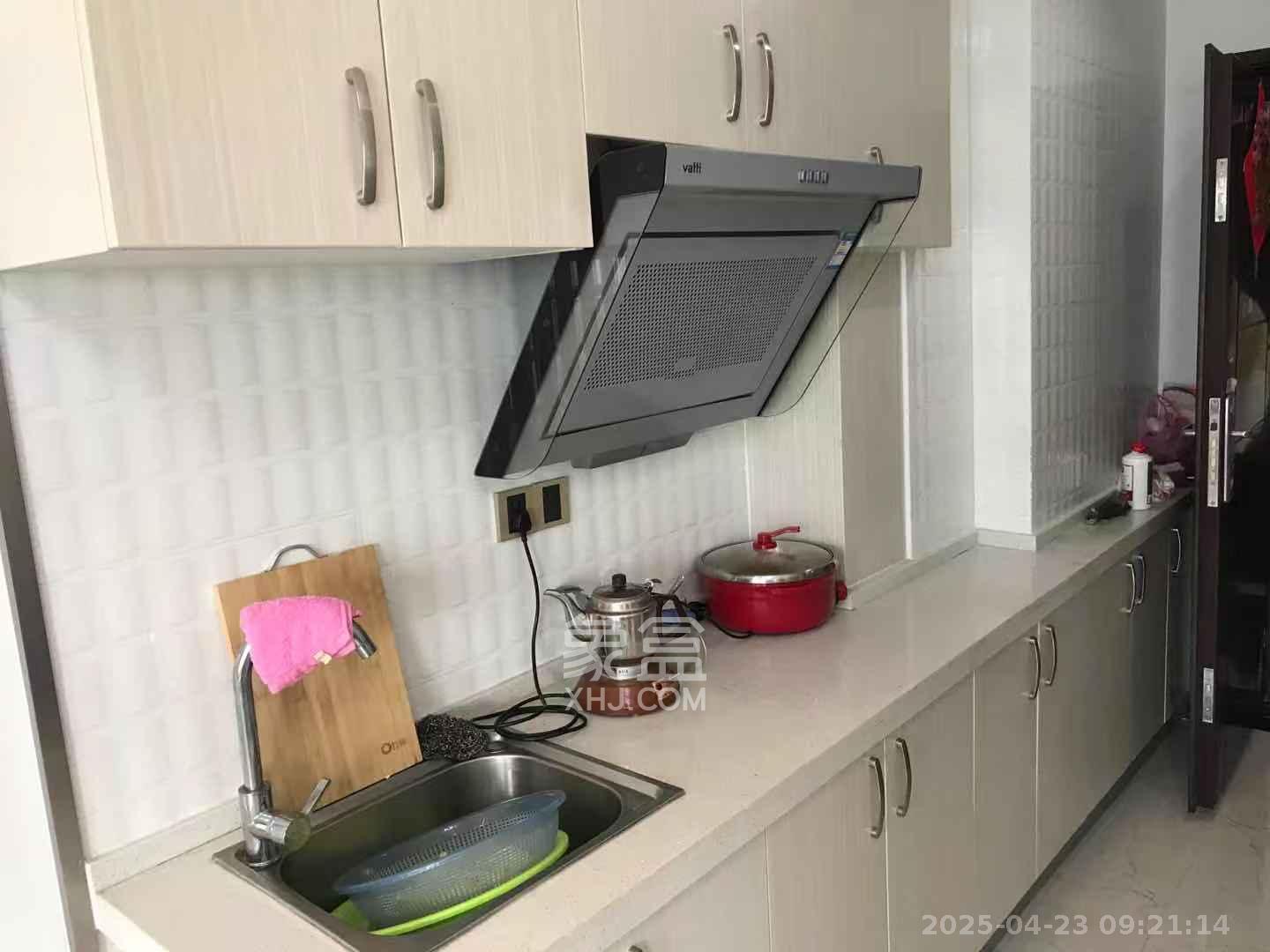 众东国际  1室1厅1卫   2000.00元/月室内图