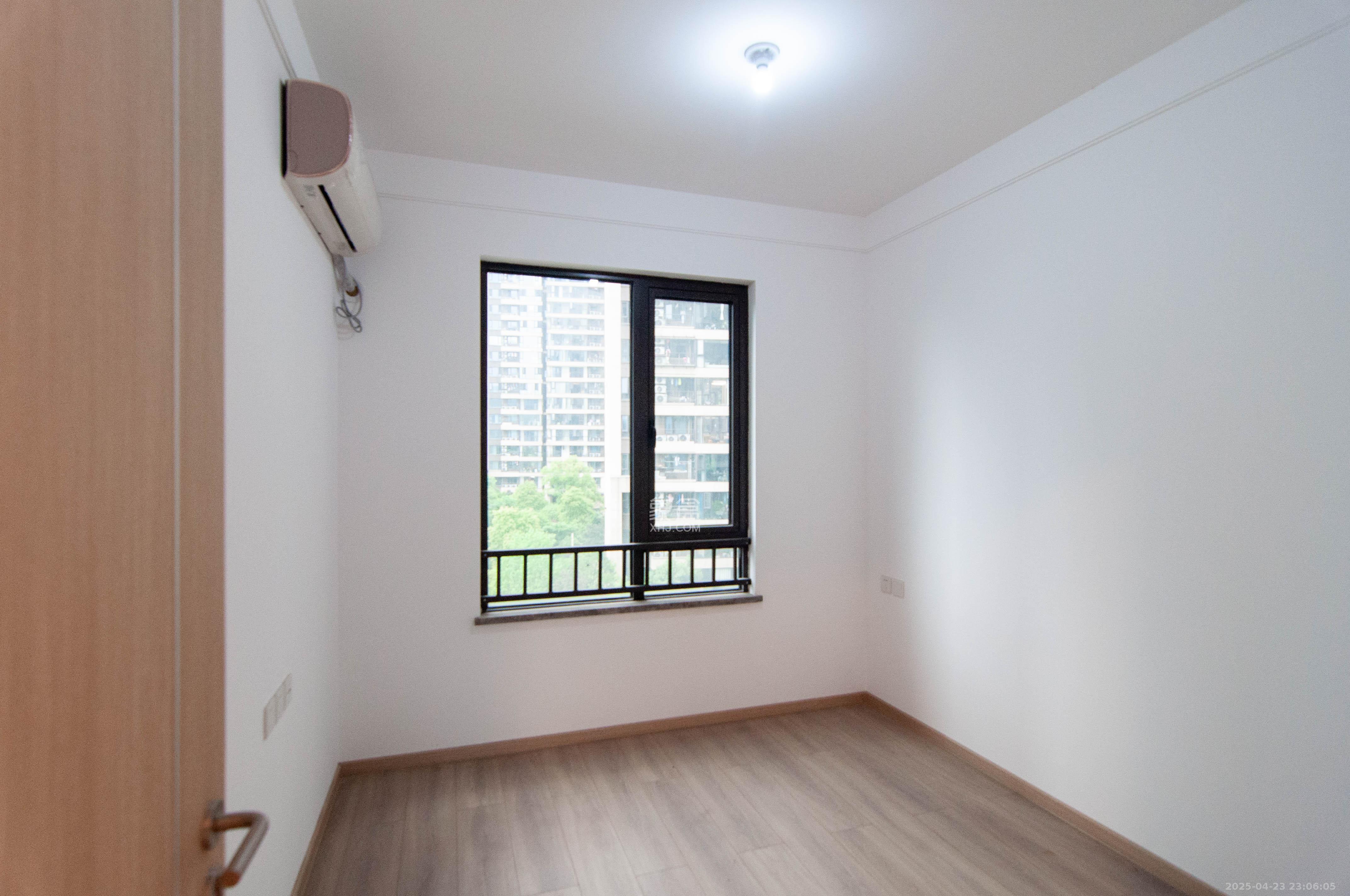 梅溪湖玺悦(新城金茂梦想玺悦) 4室2厅2卫 188.0万 梅溪湖玺悦(新城金茂梦想玺悦) 4室2厅2卫 188.0万其他