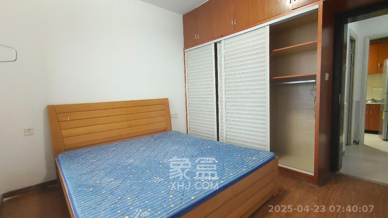 翡翠华庭  2室2厅1卫   1700.00元/月室内图