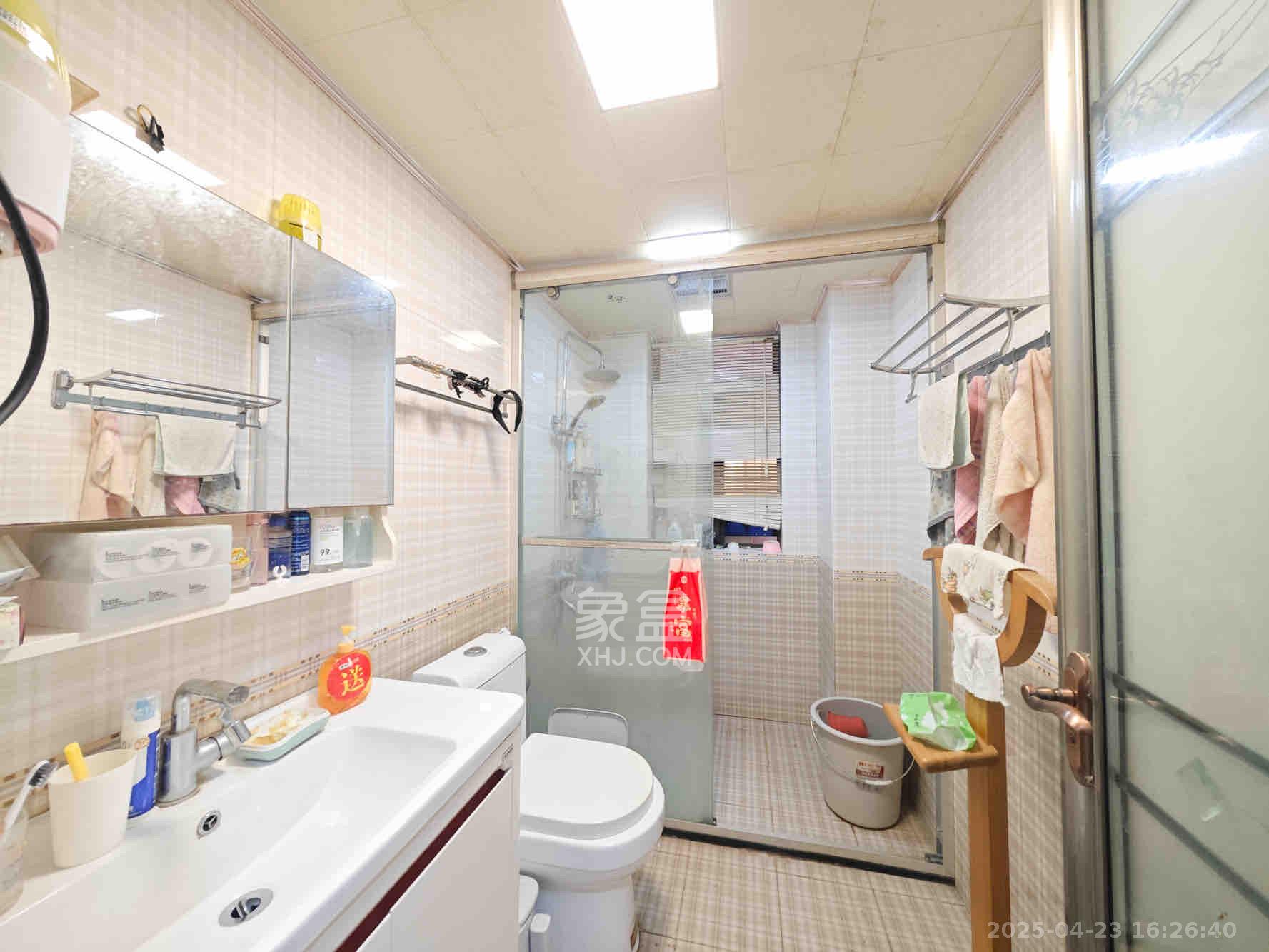 德庆水韵山城 4室3厅1卫 3800.0元/月 德庆水韵山城 4室3厅1卫 3800.0元/月室内图