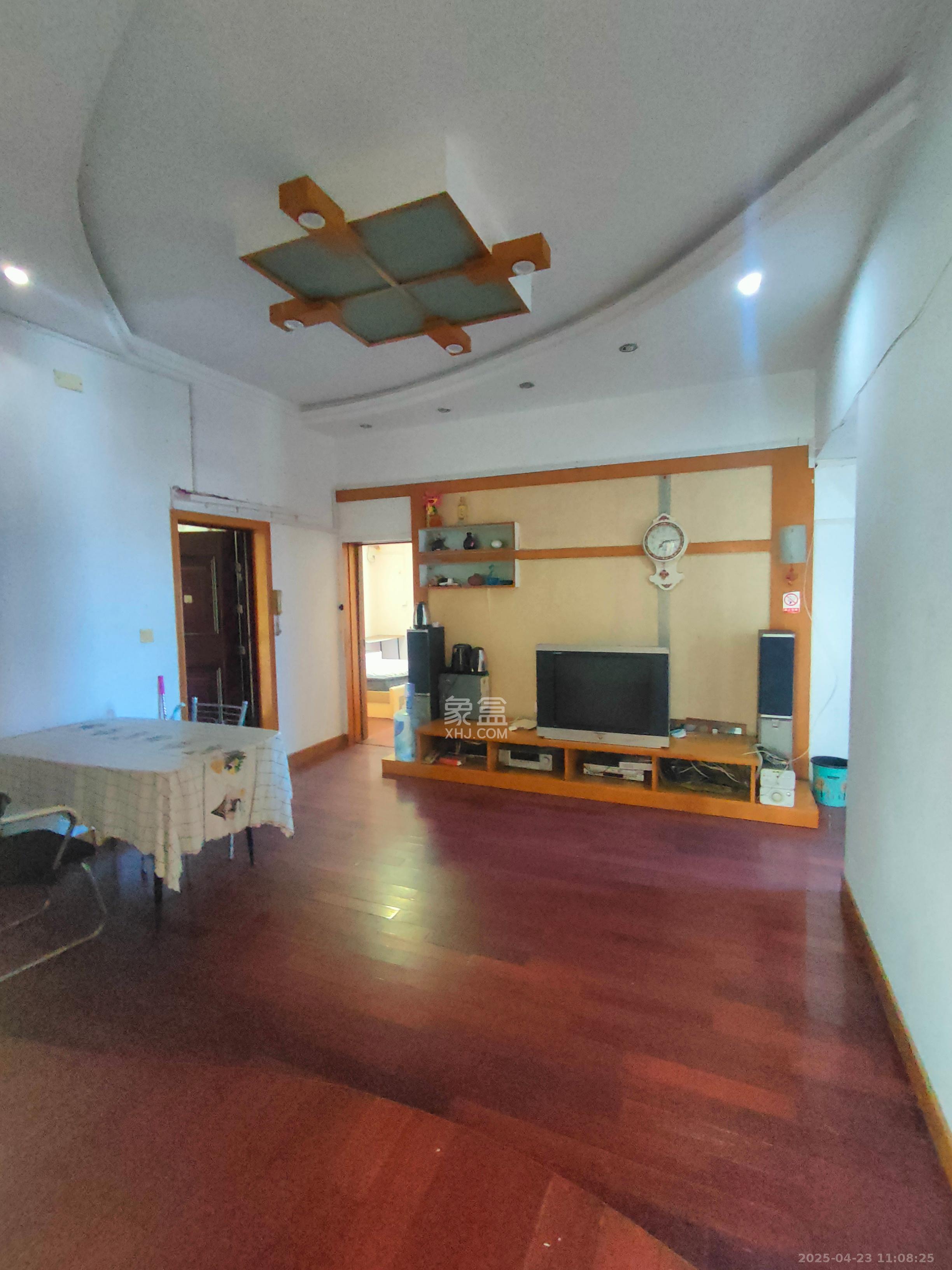 湘仪家园  3室2厅2卫   2100.00元/月室内图