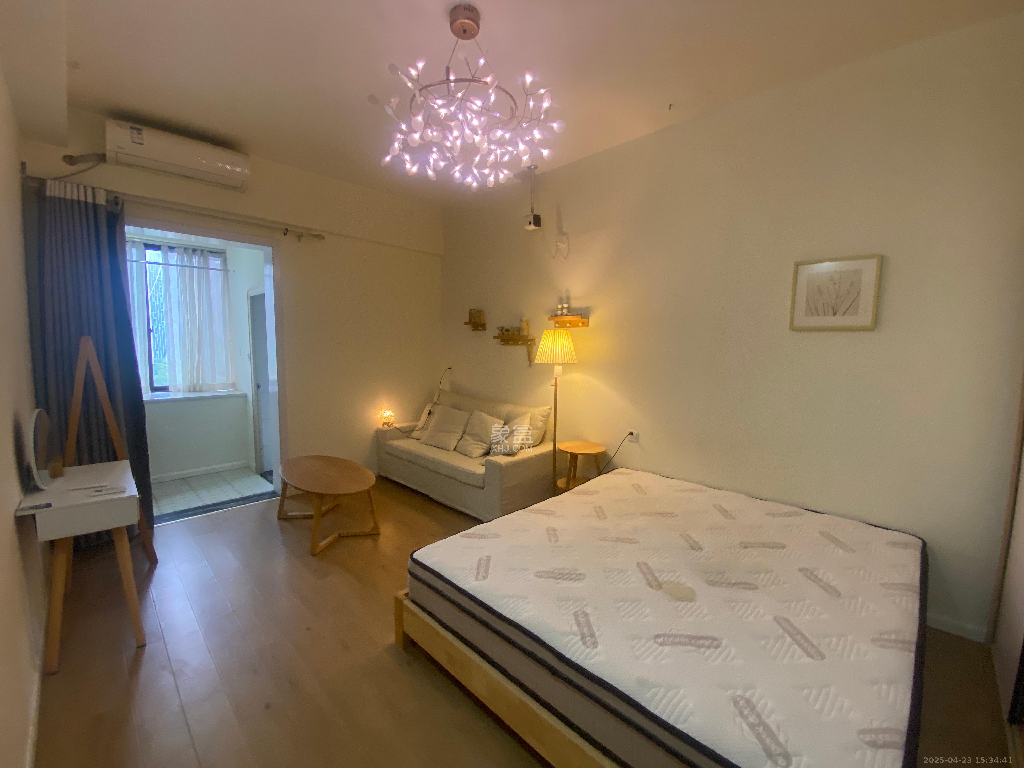 国泰九龙湾 1室1厅1卫 1300.0元/月 国泰九龙湾 1室1厅1卫 1300.0元/月室内图