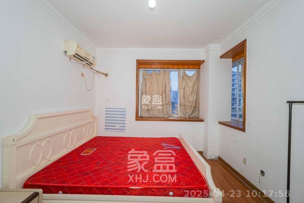 森宇佳园 2室1厅2卫 1800.0元/月 森宇佳园 2室1厅2卫 1800.0元/月室内图