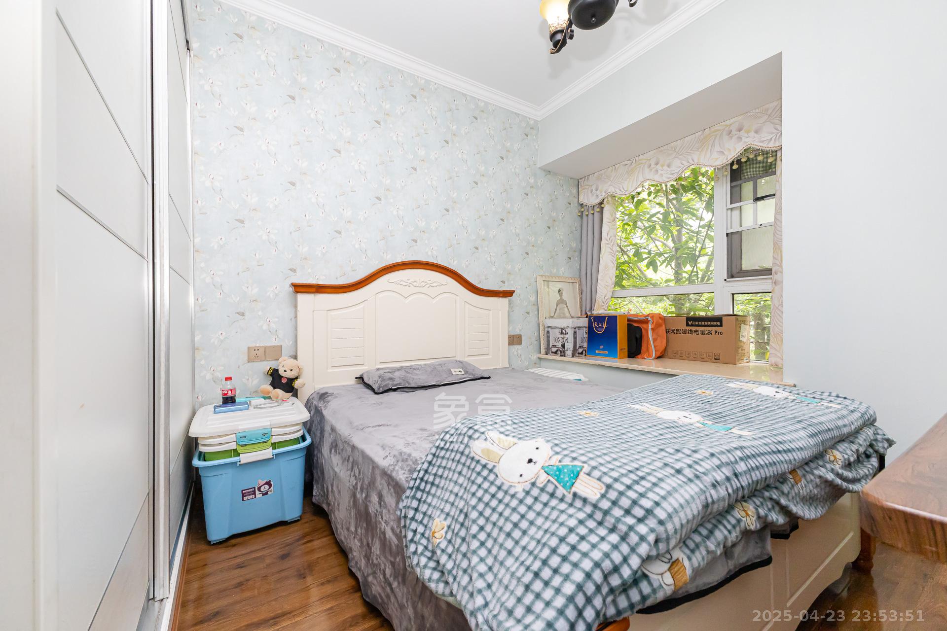 双盈卧龙湾 3室2厅2卫 90.0万 双盈卧龙湾 3室2厅2卫 90.0万卧室