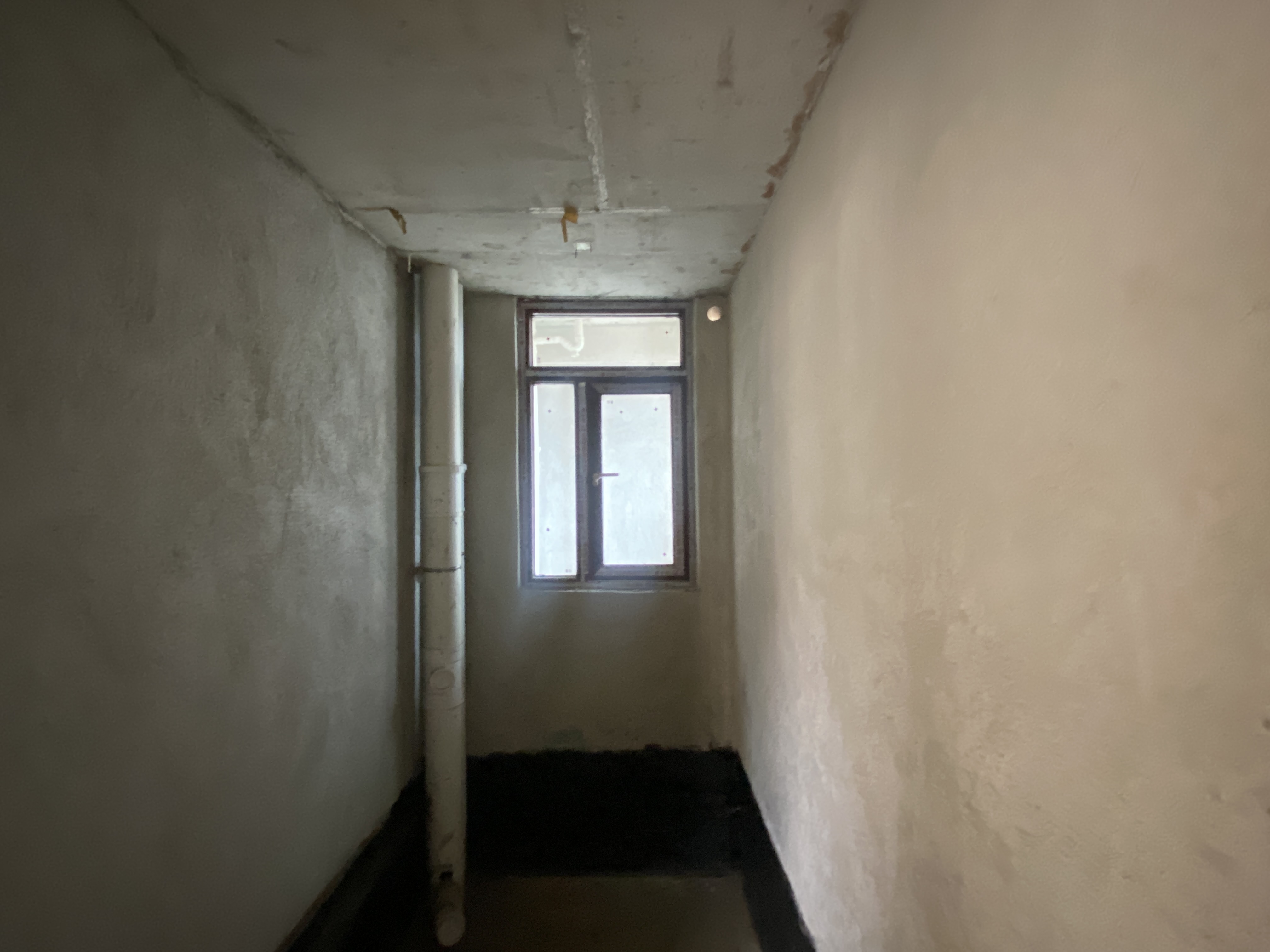 青春里  3室2厅2卫    136.0万 青春里  3室2厅2卫    136.0万客厅