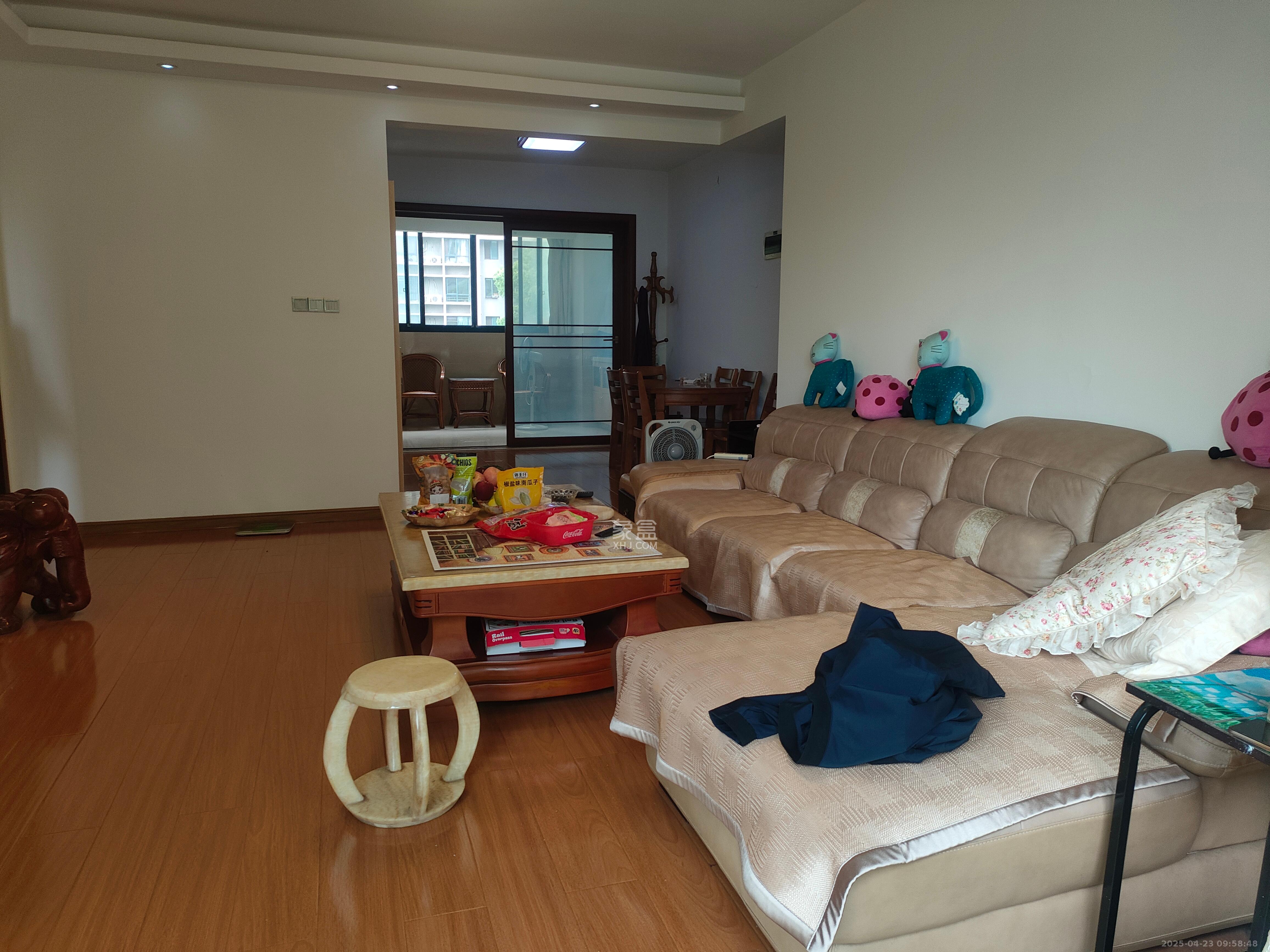 湘江世纪城聚江苑 3室2厅2卫 3200.0元/月 湘江世纪城聚江苑 3室2厅2卫 3200.0元/月室内图