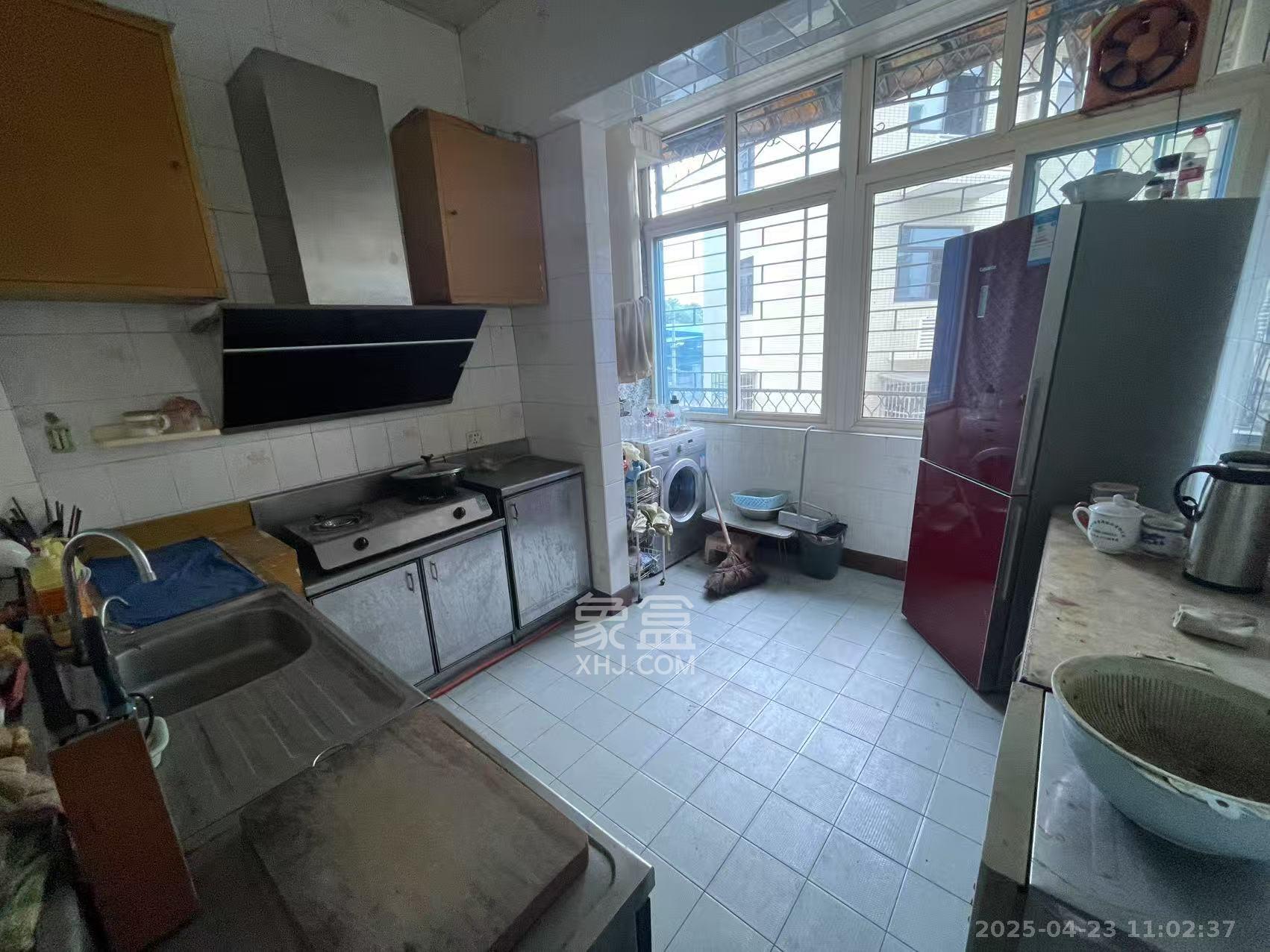 工人村 3室2厅2卫 38.8万 工人村 3室2厅2卫 38.8万小区图