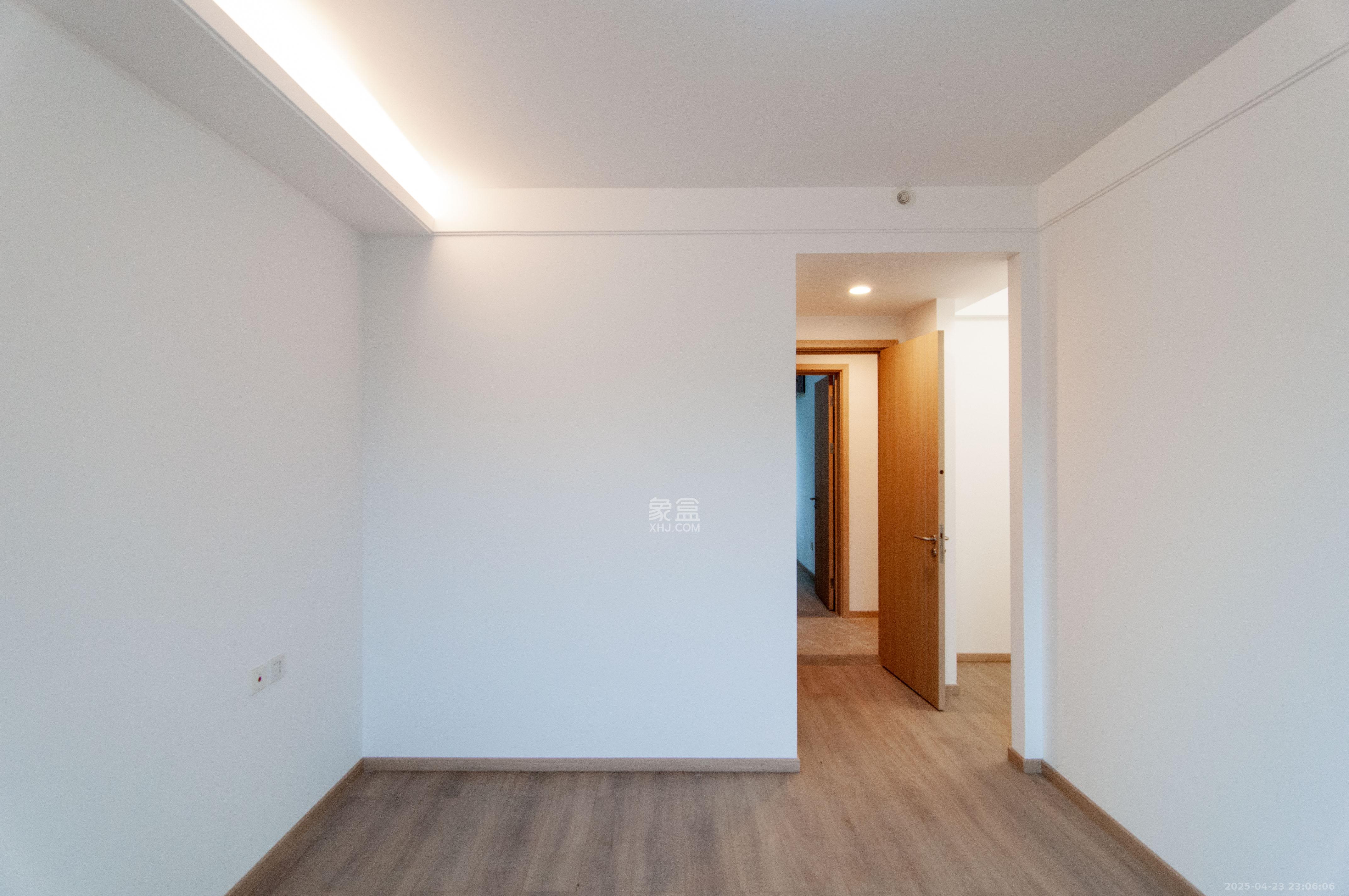 梅溪湖玺悦(新城金茂梦想玺悦) 4室2厅2卫 188.0万 梅溪湖玺悦(新城金茂梦想玺悦) 4室2厅2卫 188.0万其他