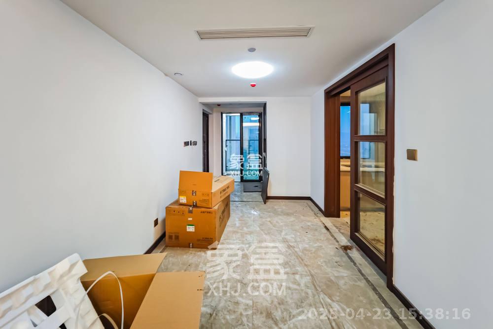 绿地长沙城际空间站(柏仕佳苑) 4室2厅2卫 3500.0元/月 绿地长沙城际空间站(柏仕佳苑) 4室2厅2卫 3500.0元/月室内图