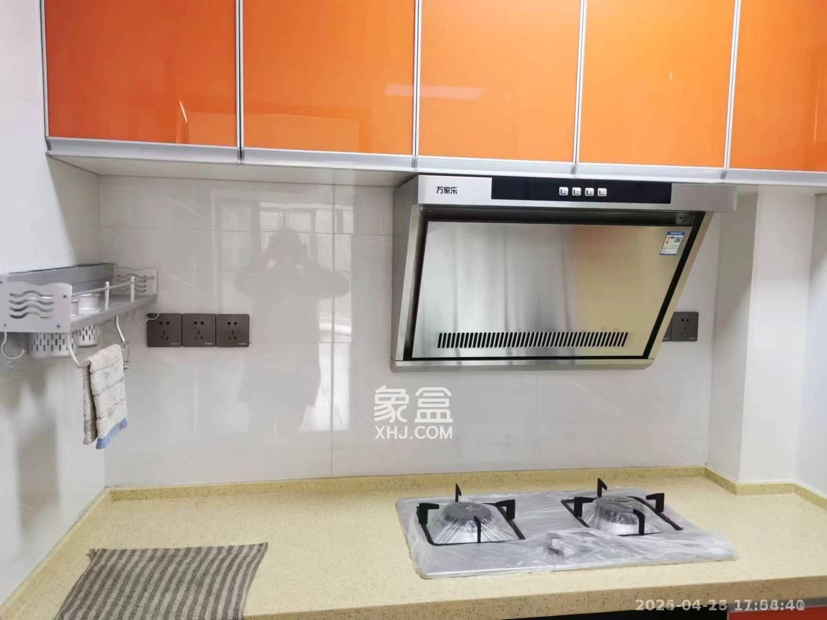 星雅美辰  3室2厅2卫   2200.00元/月室内图