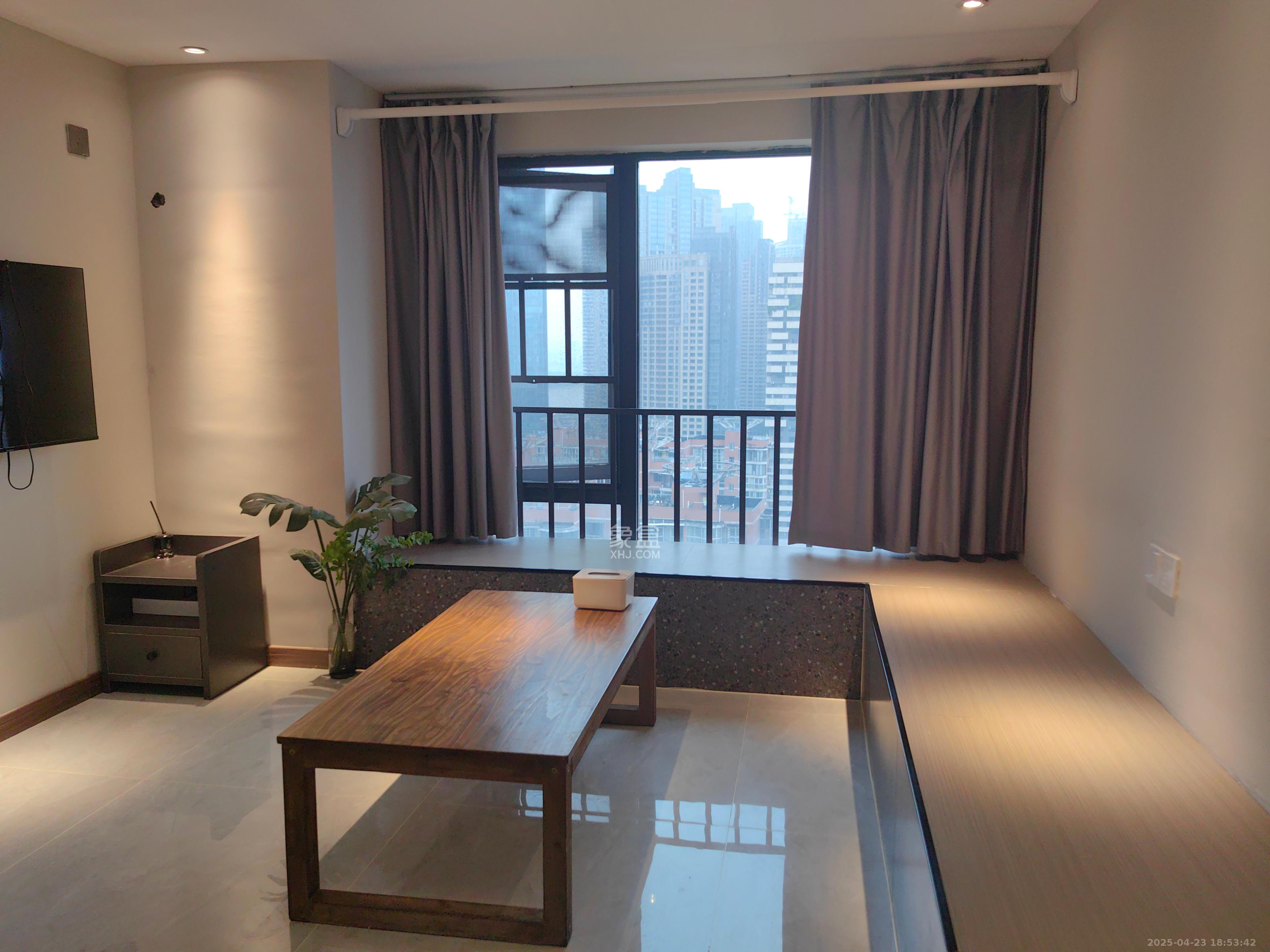 卓越江岸  2室1厅1卫    2000.0元/月 卓越江岸  2室1厅1卫    2000.0元/月室内图