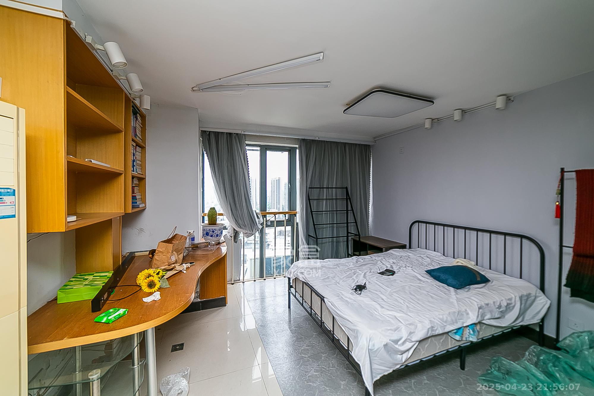 华菱蓝调国际（华菱.香墅美地）  2室2厅2卫    50.0万卧室