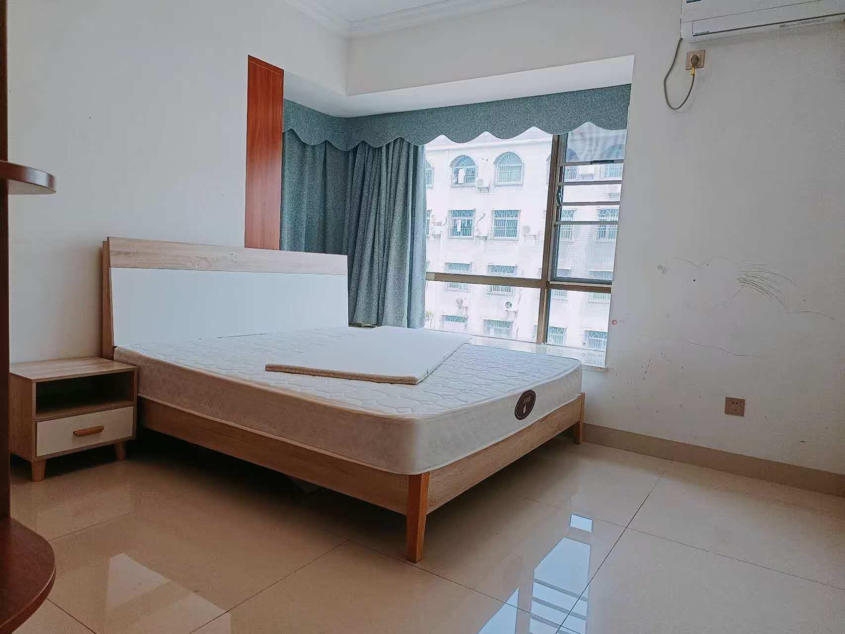 城市海岸二期  2室2厅1卫    205.0万 城市海岸二期  2室2厅1卫    205.0万室内图