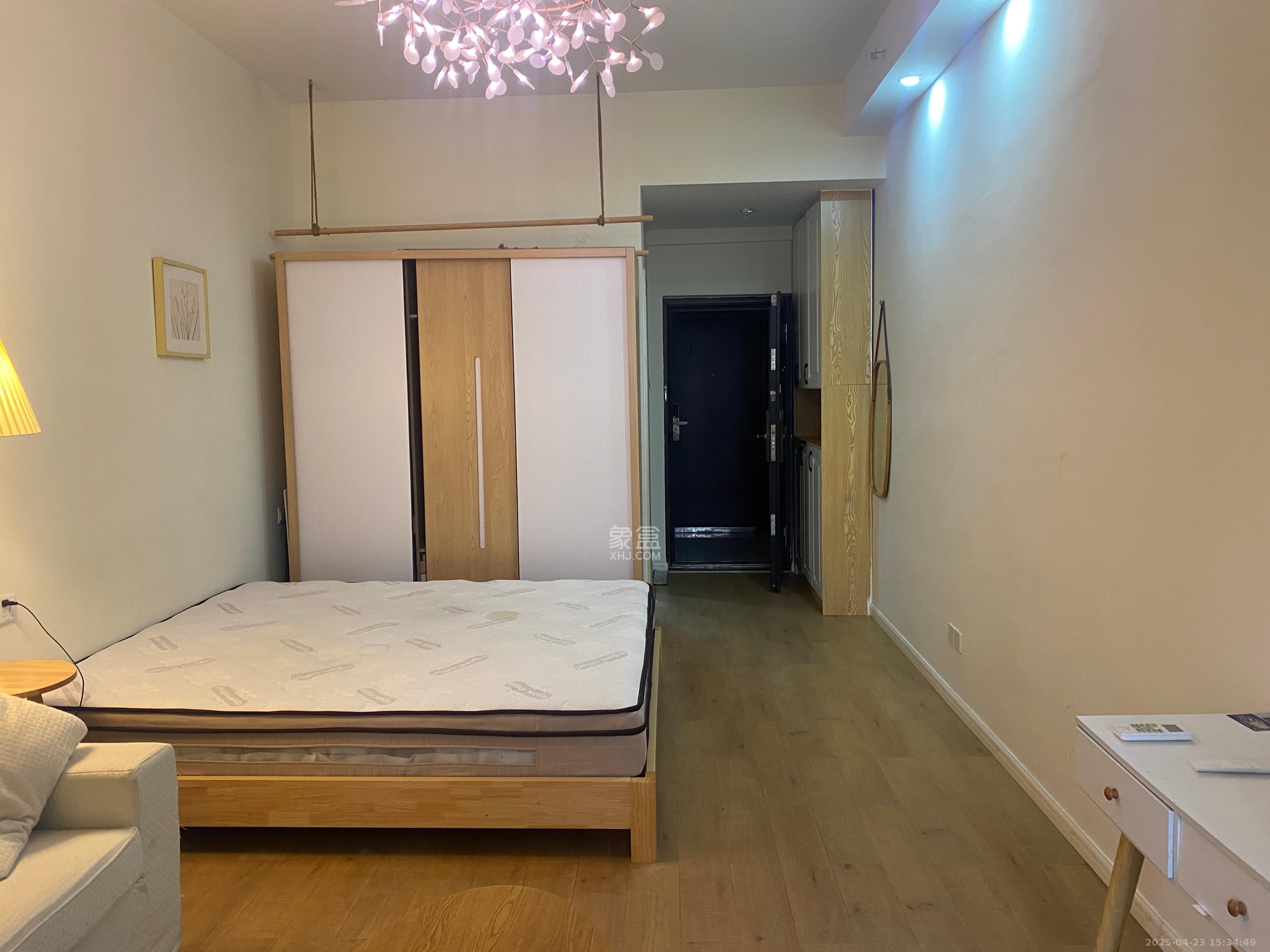 国泰九龙湾 1室1厅1卫 1300.0元/月 国泰九龙湾 1室1厅1卫 1300.0元/月室内图