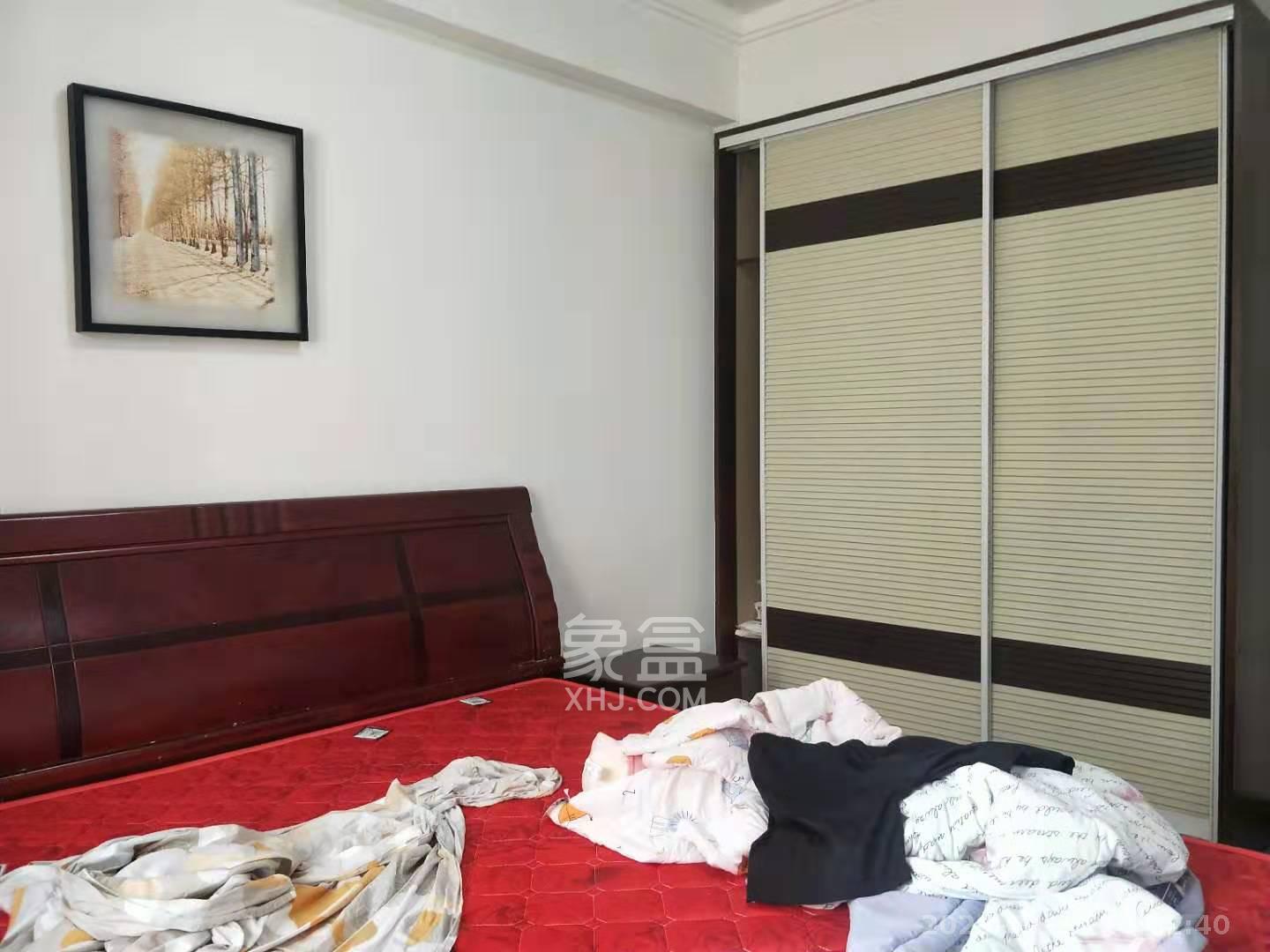 长房西郡  1室2厅2卫   2600.00元/月室内图