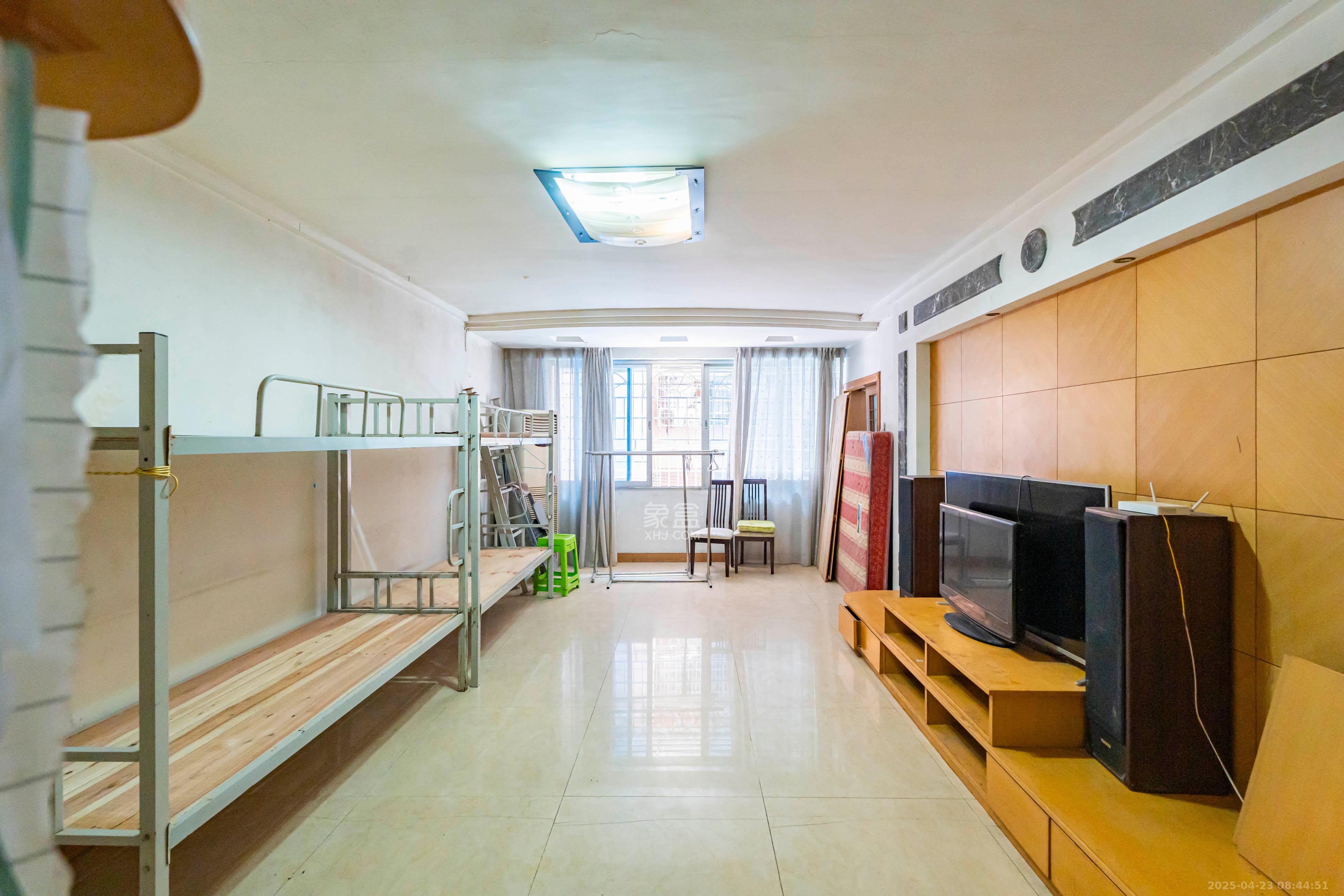 兴汉门公寓 3室2厅2卫 3400.0元/月 兴汉门公寓 3室2厅2卫 3400.0元/月室内图