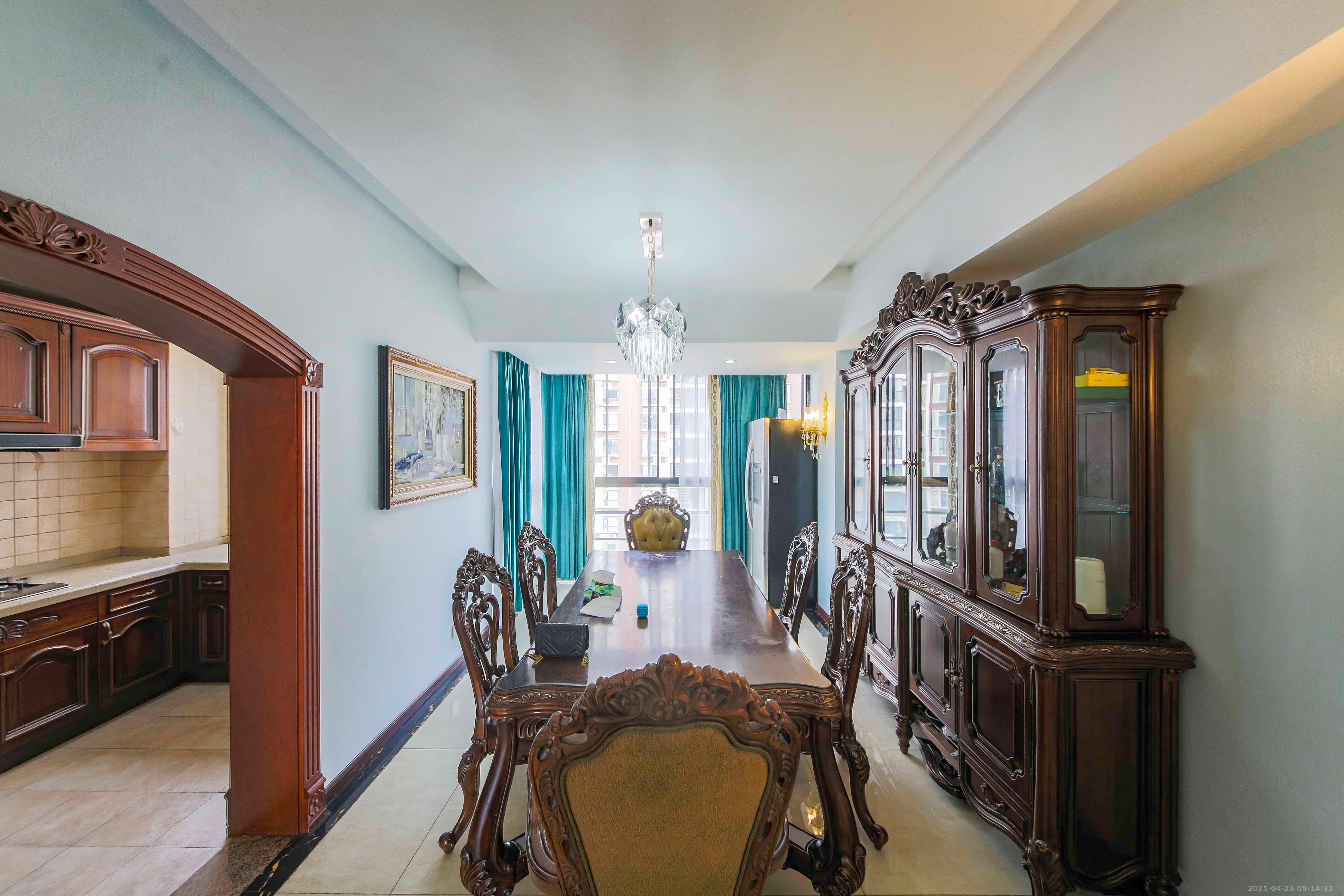 鑫远湘府华城 5室2厅2卫 8000.0元/月 鑫远湘府华城 5室2厅2卫 8000.0元/月室内图