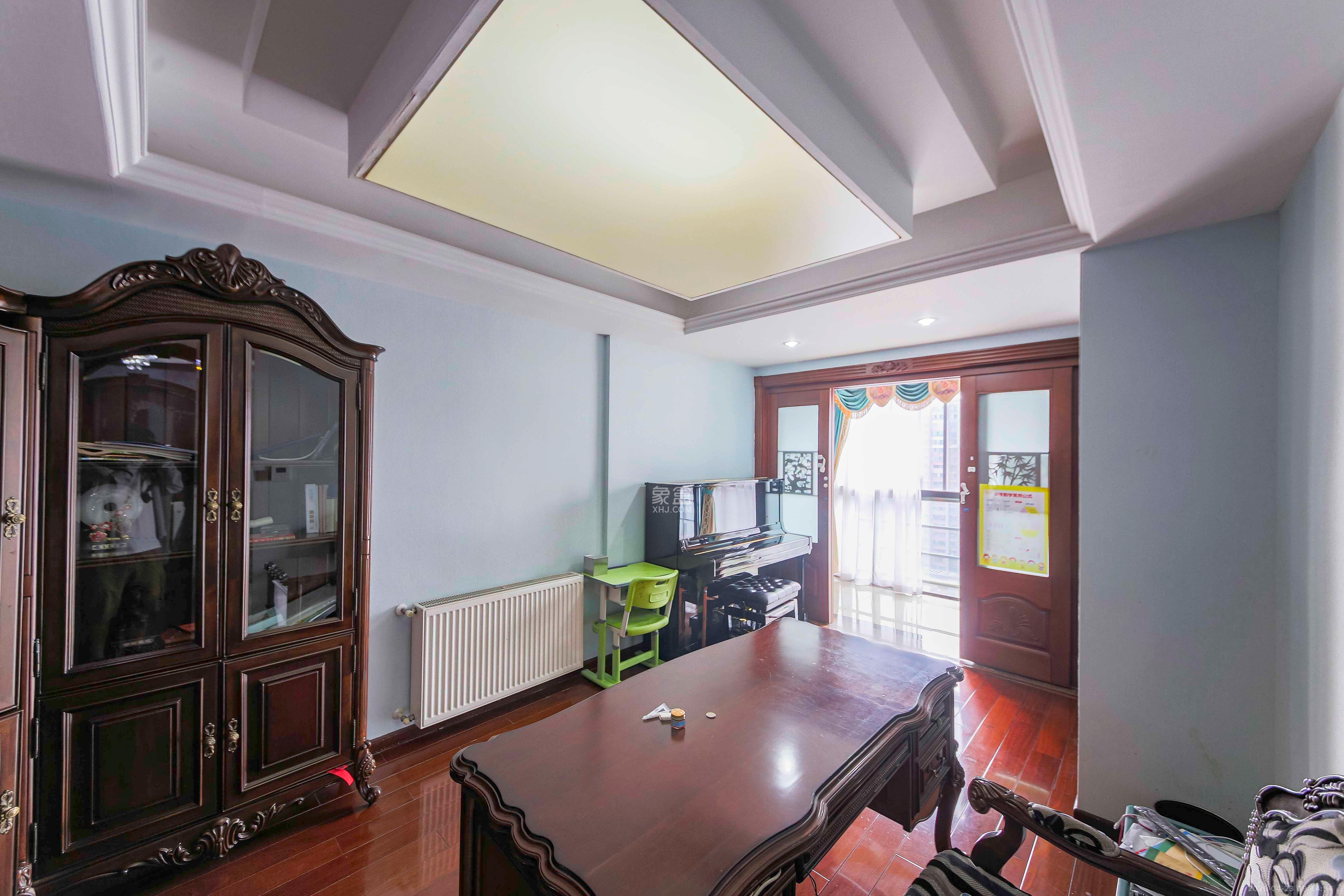 鑫远湘府华城 5室2厅2卫 8000.0元/月 鑫远湘府华城 5室2厅2卫 8000.0元/月室内图