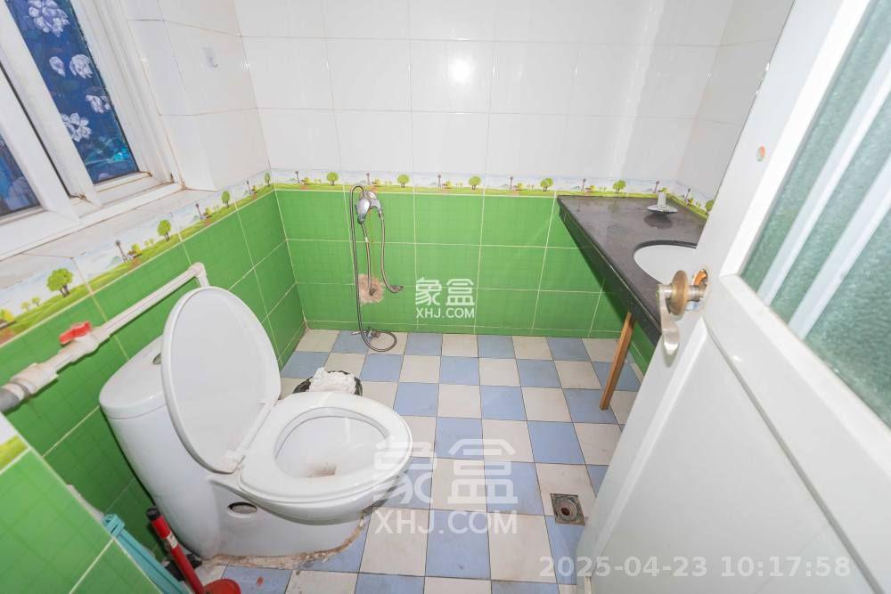 森宇佳园 2室1厅2卫 1800.0元/月 森宇佳园 2室1厅2卫 1800.0元/月室内图