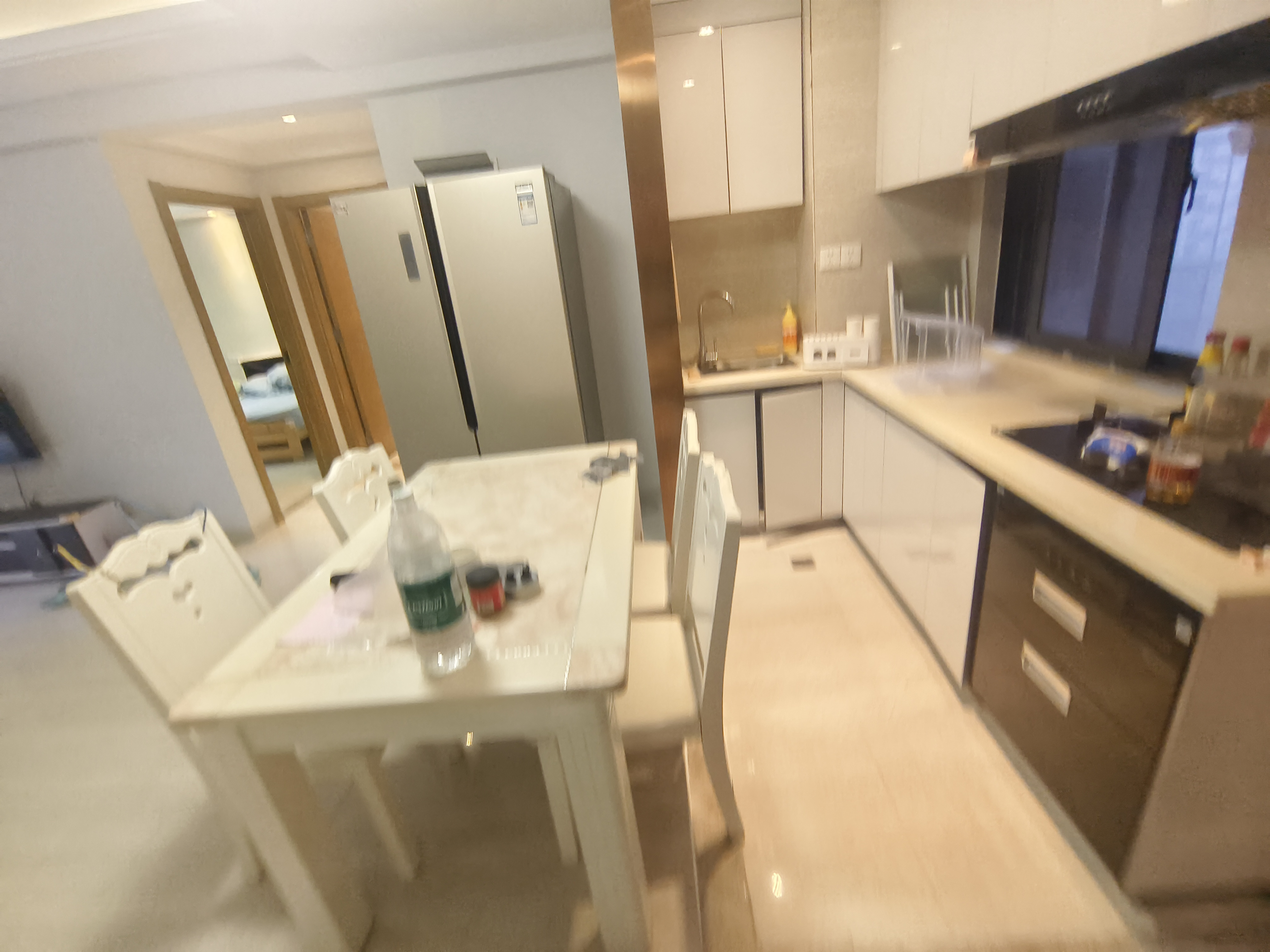 宇建国贸城 2室2厅1卫 3300.0元/月 宇建国贸城 2室2厅1卫 3300.0元/月室内图