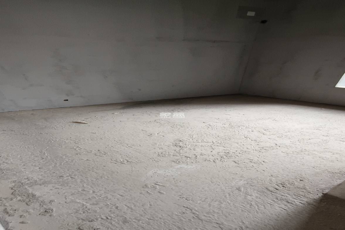 南门口安置小区二期  3室2厅2卫    73.0万 南门口安置小区二期  3室2厅2卫    73.0万客厅