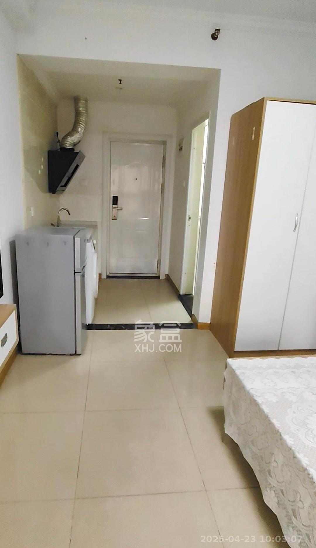 中建芙蓉工社 1室1厅1卫 1400.0元/月 中建芙蓉工社 1室1厅1卫 1400.0元/月室内图