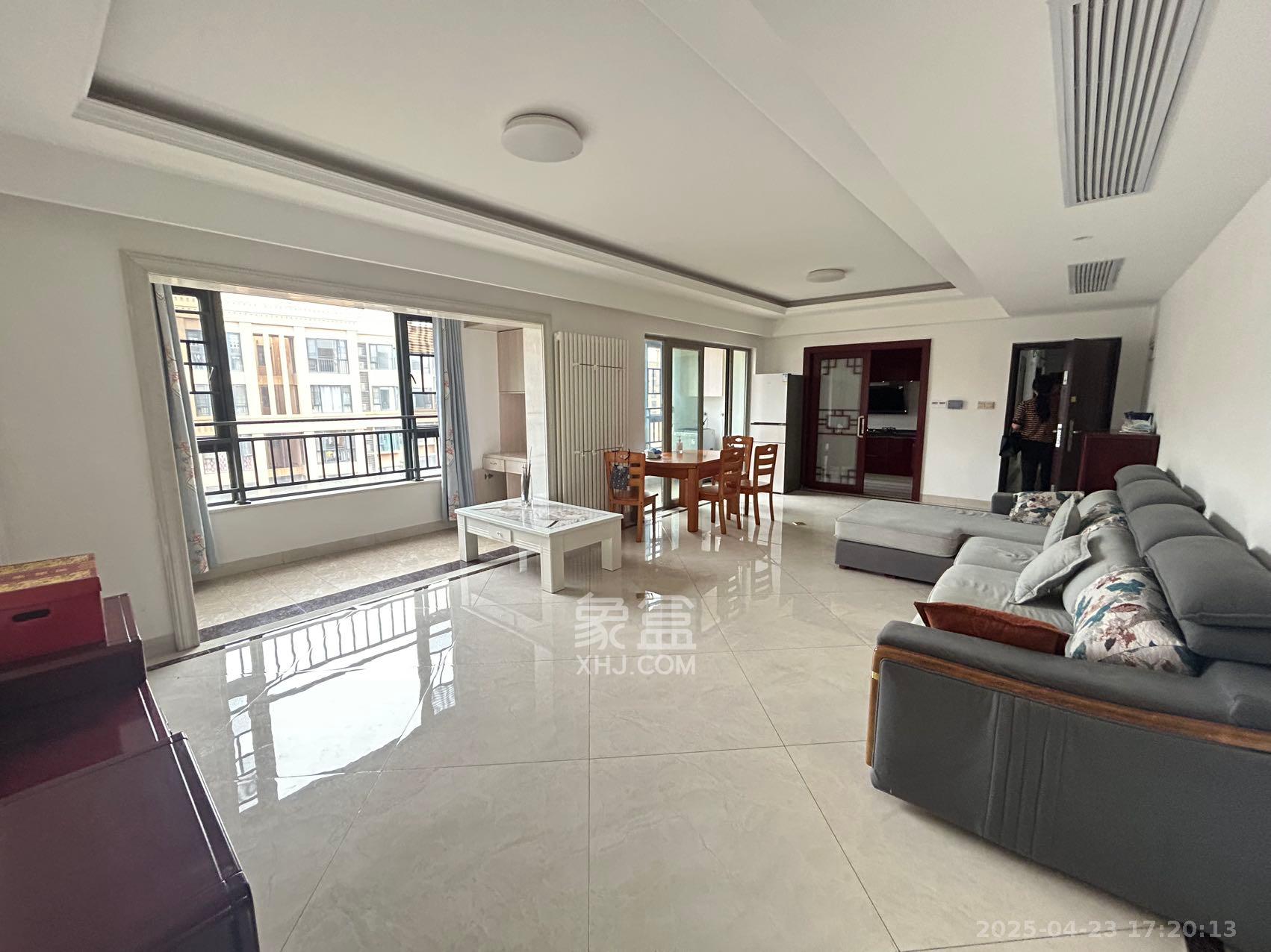 怡海星城 3室2厅2卫 2880.0元/月 怡海星城 3室2厅2卫 2880.0元/月室内图