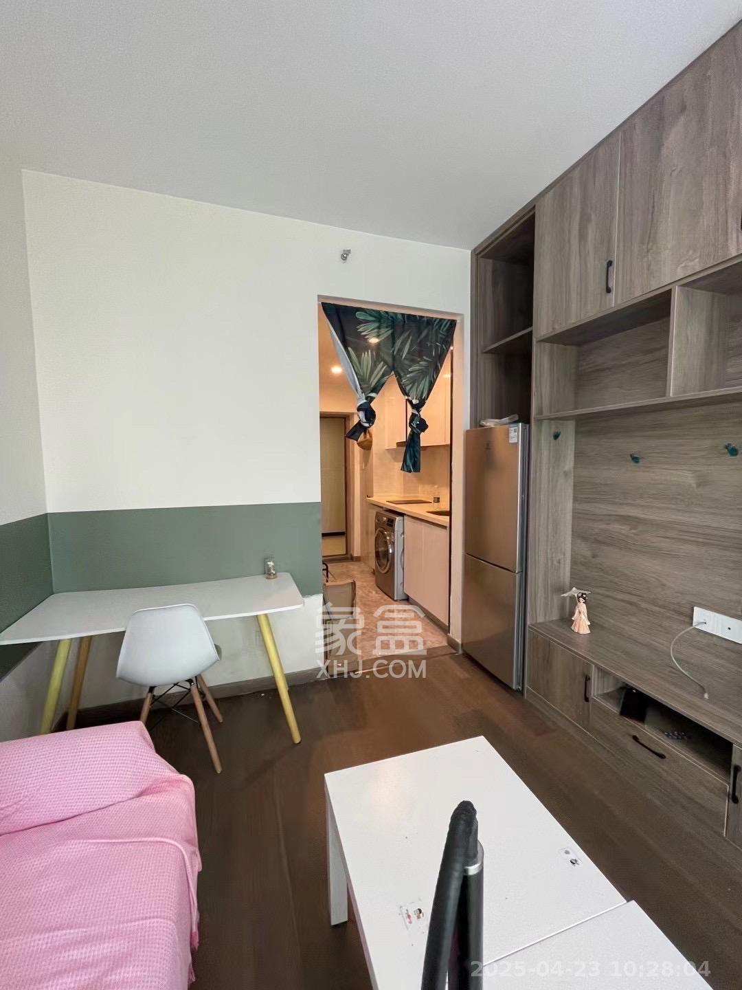 卓越浅水湾  1室1厅1卫    1500.0元/月 卓越浅水湾  1室1厅1卫    1500.0元/月户型图