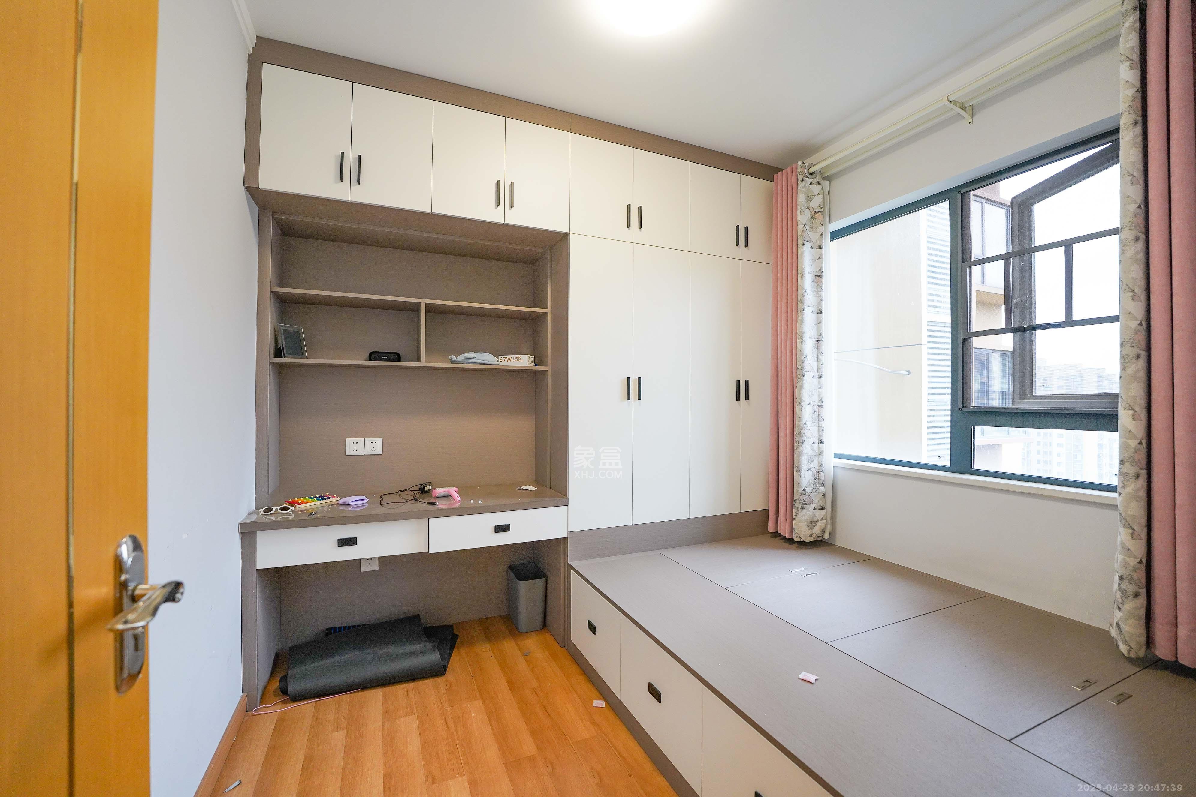 中建璟和城 3室2厅2卫 120.0万 中建璟和城 3室2厅2卫 120.0万卧室