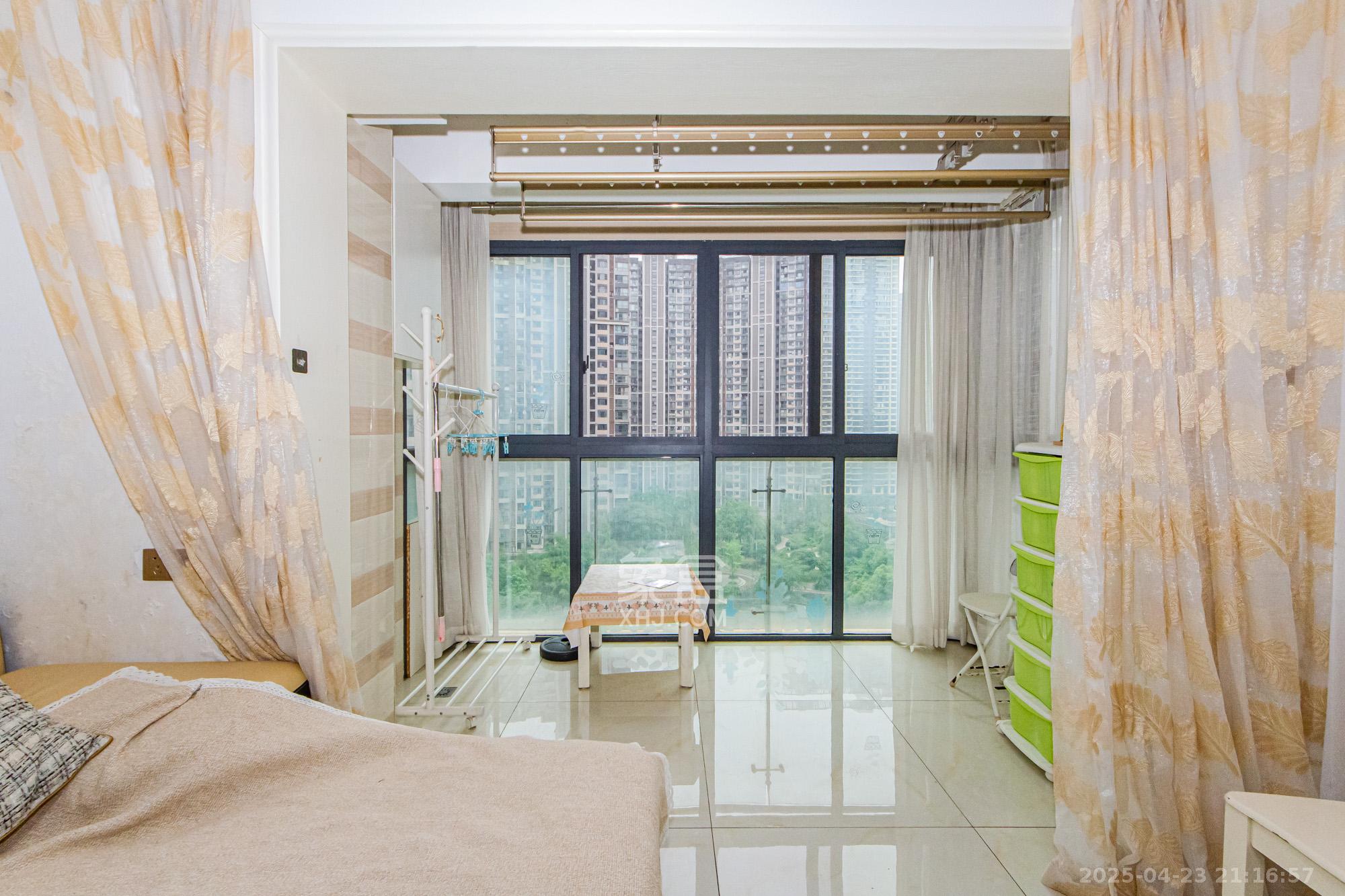 北辰三角洲E5区  2室2厅2卫    120.0万 北辰三角洲E5区  2室2厅2卫    120.0万阳台