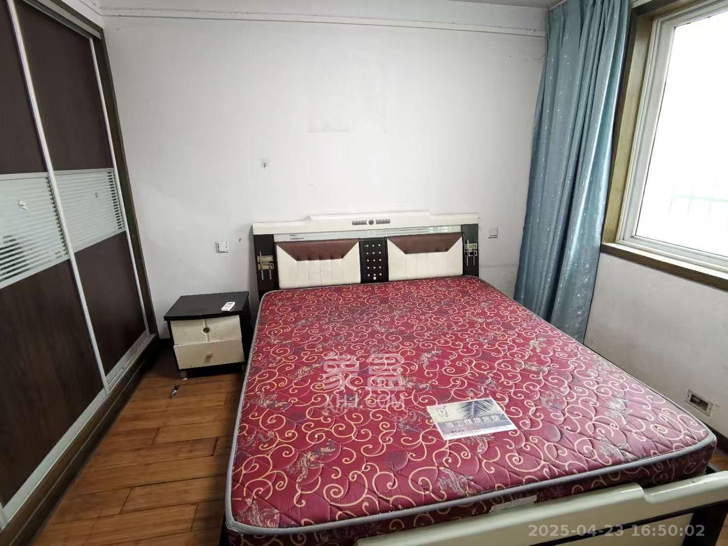 恩瑞麓山名园(龙王港小区) 3室2厅1卫 2100.0元/月 恩瑞麓山名园(龙王港小区) 3室2厅1卫 2100.0元/月室内图