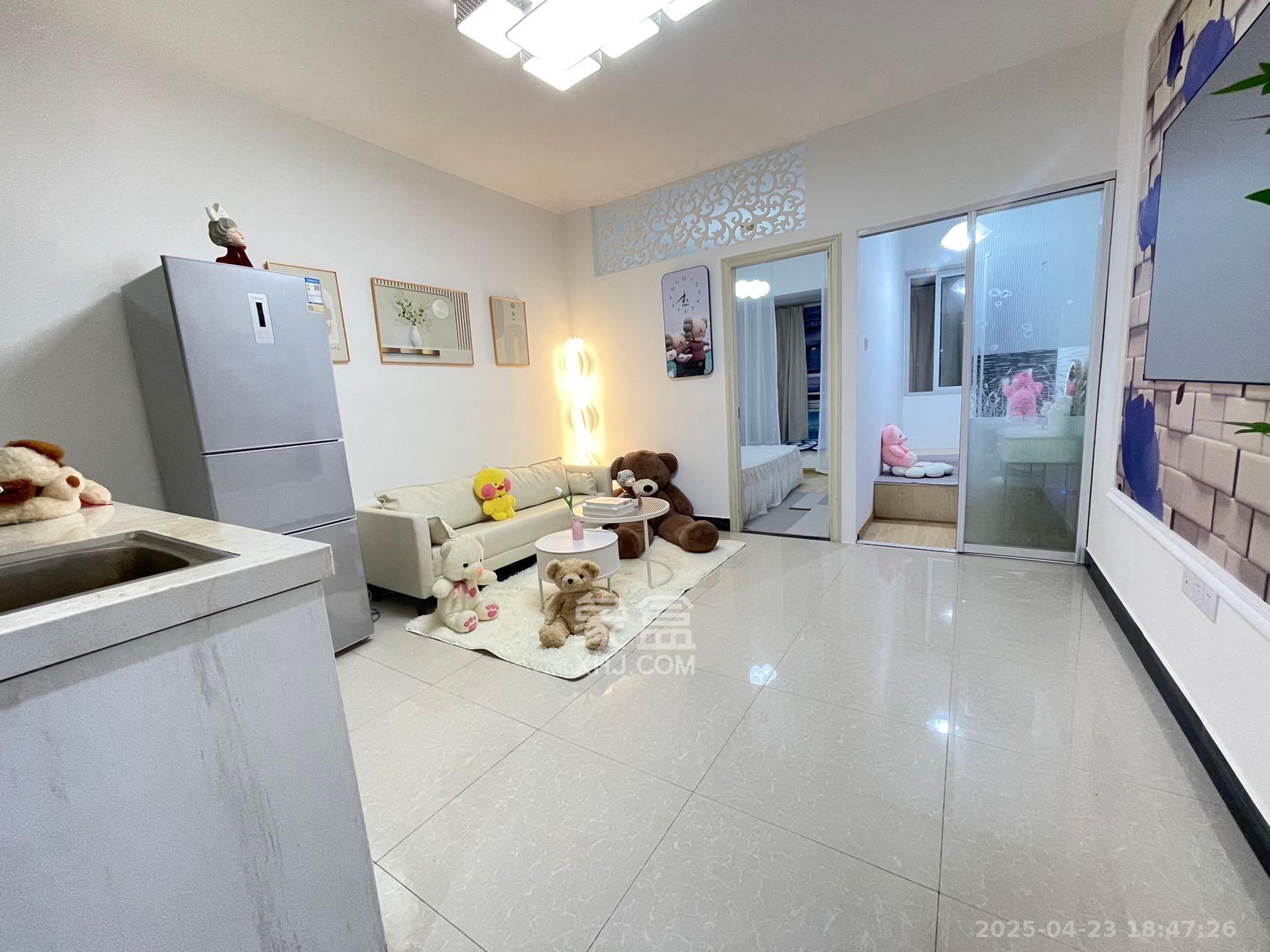 几米空间  1室1厅1卫    1980.0元/月 几米空间  1室1厅1卫    1980.0元/月