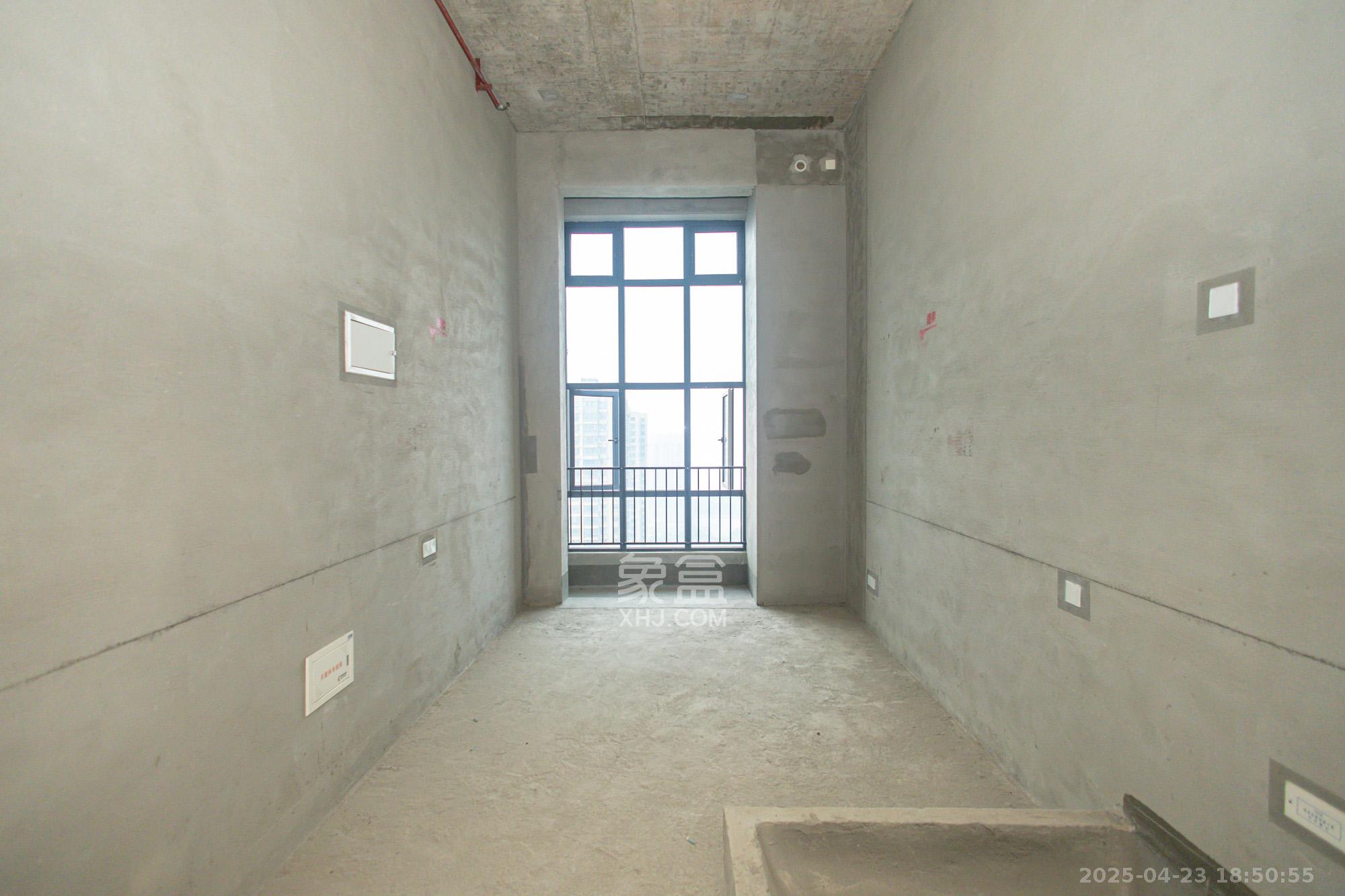 新长海漓湘悦 2室1厅1卫 22.0万 新长海漓湘悦 2室1厅1卫 22.0万客厅