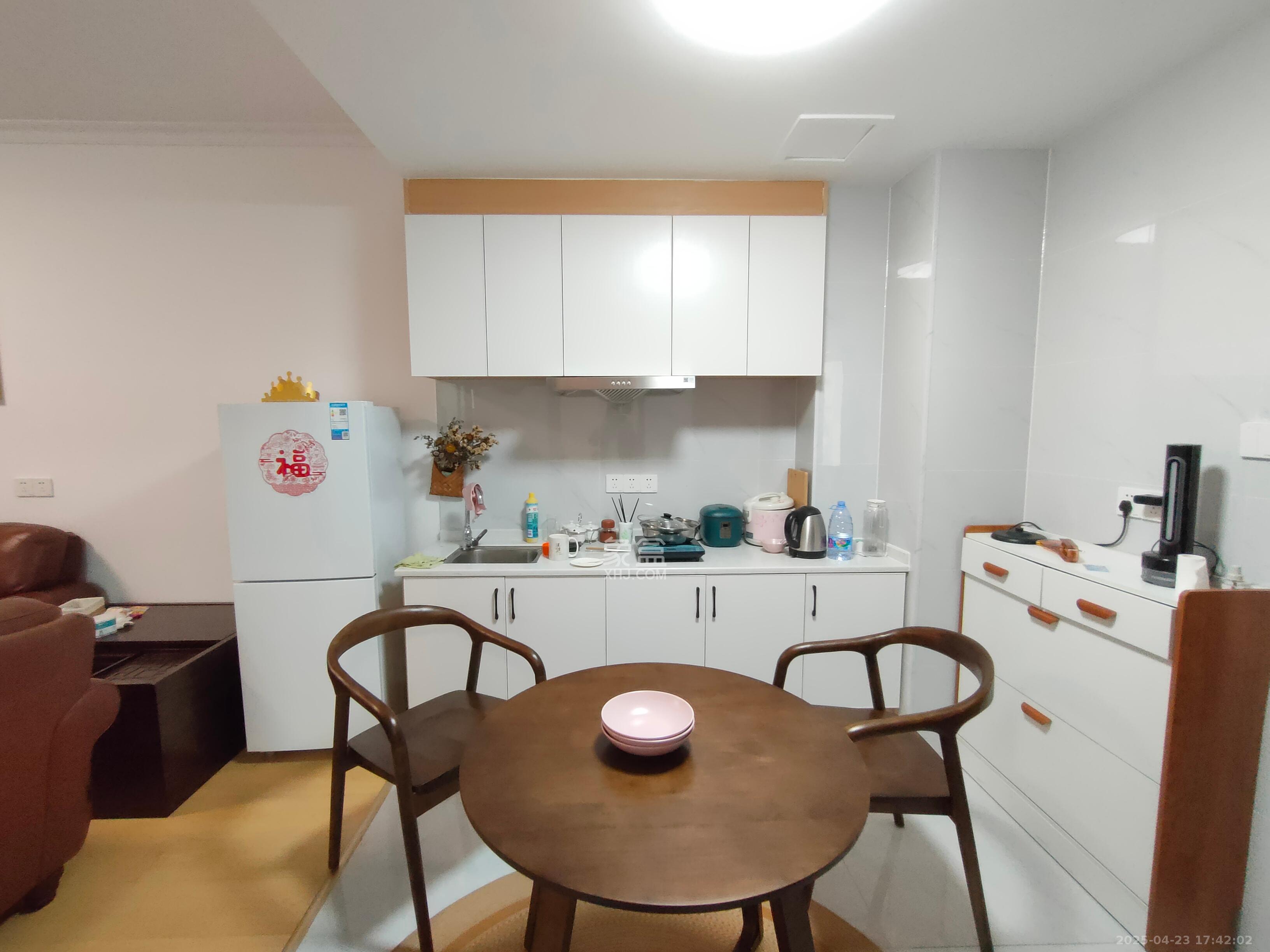 碧桂园城市之光 2室0厅1卫 2600.0元/月 碧桂园城市之光 2室0厅1卫 2600.0元/月室内图