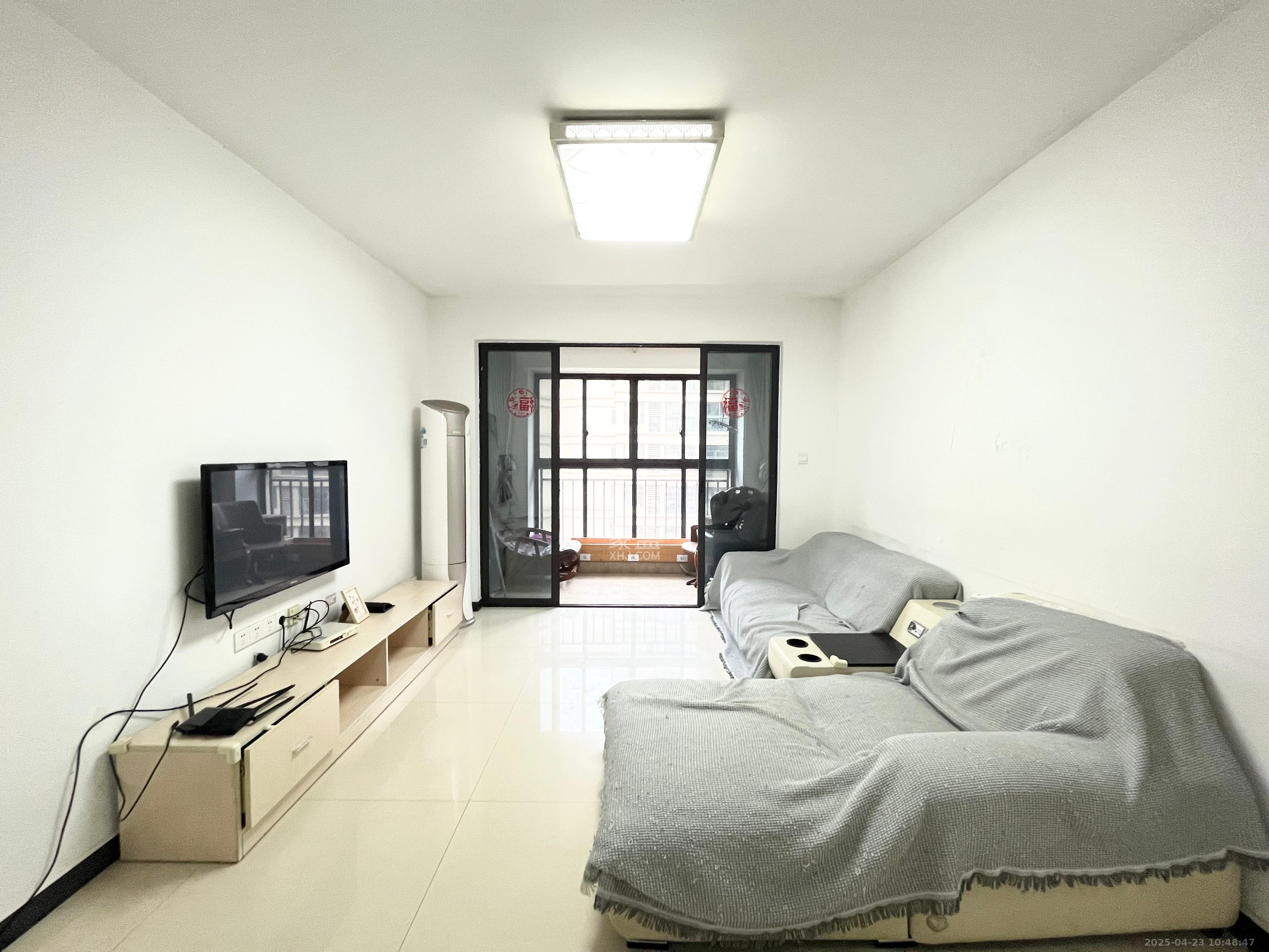 保利麓谷林语F区  1室2厅1卫   2800.00元/月