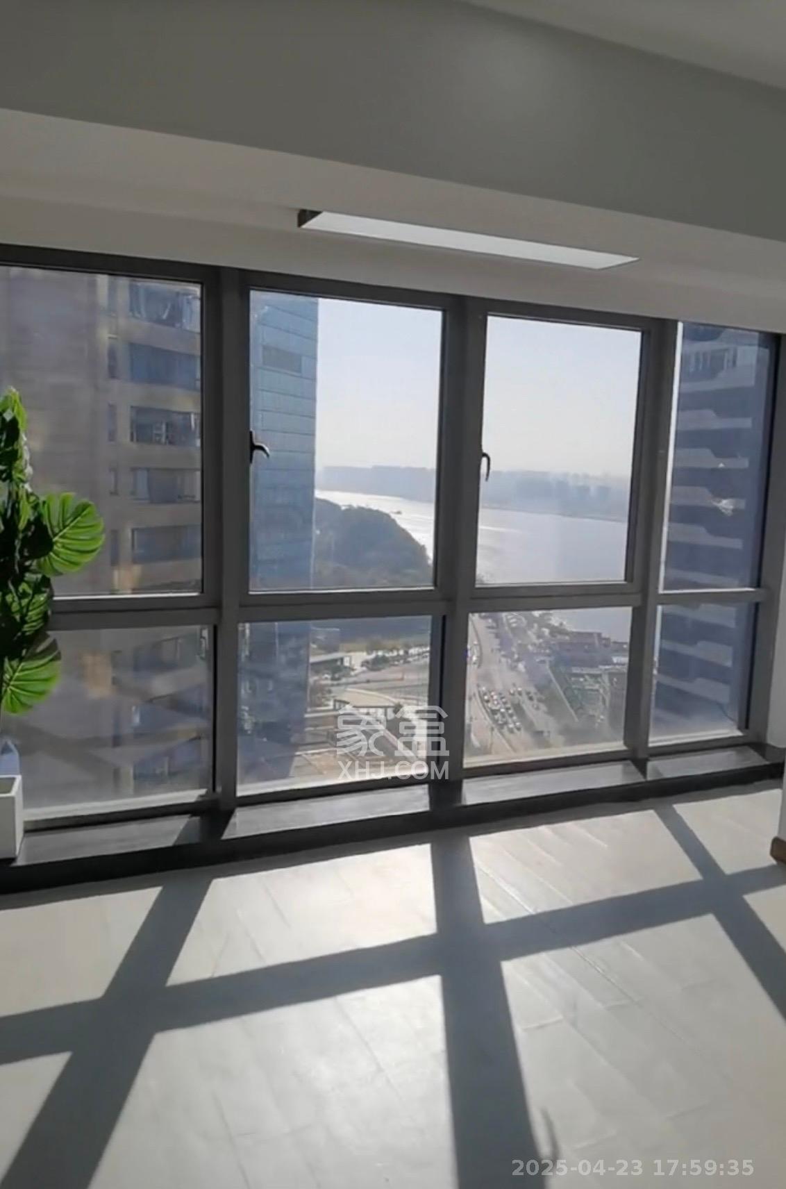 保利国际广场  1室1厅1卫    5000.0元/月 保利国际广场  1室1厅1卫    5000.0元/月室内图